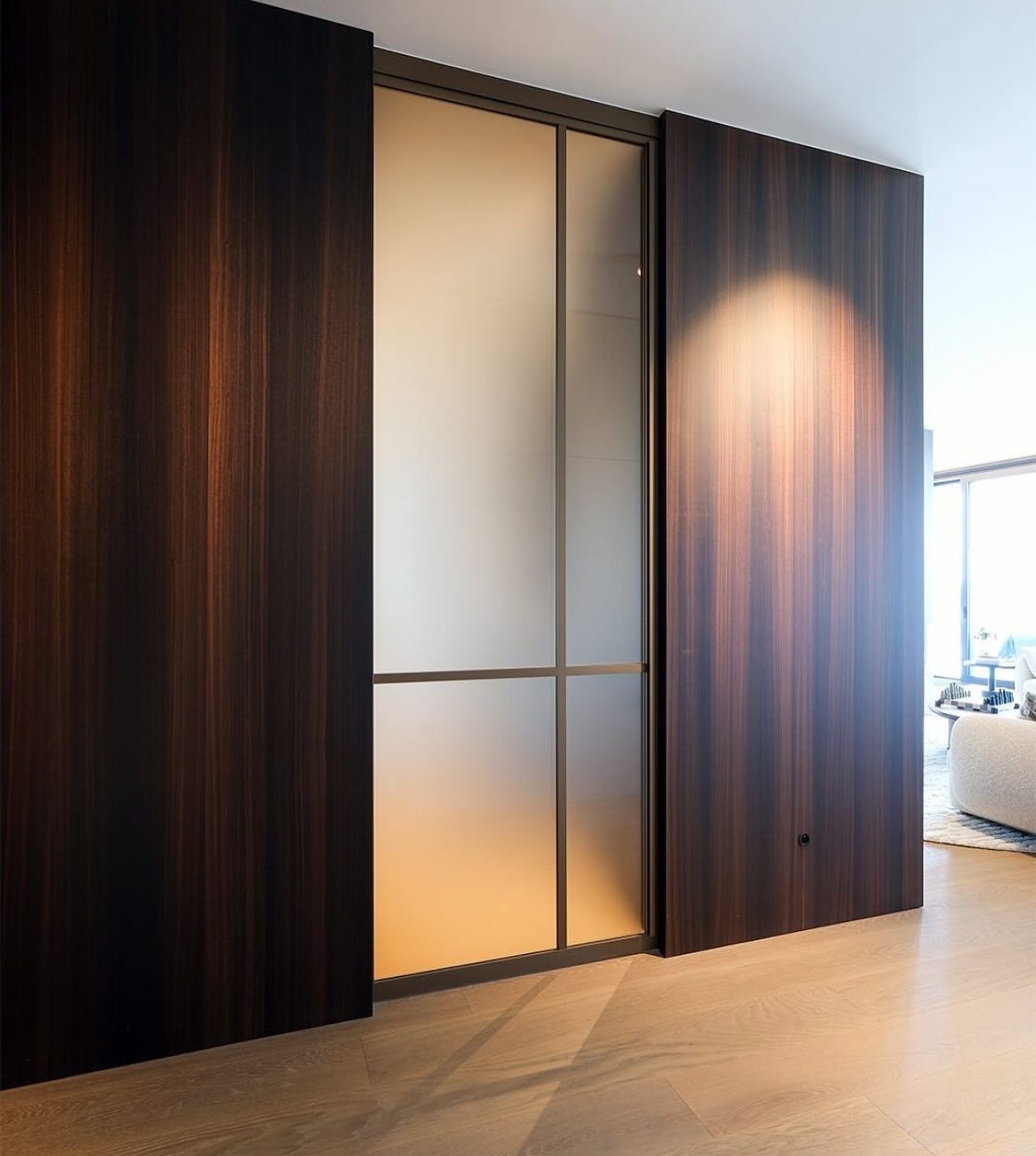 I’m really excited to announce my involvement with porta pivot products. We will now be offering local distribution of porta pivot products as well as being a certified local craftsmen for installation. I’ve already been using porta pivot hinges in my custom frames for years and they are just simply the best to work with, so this just makes sense!