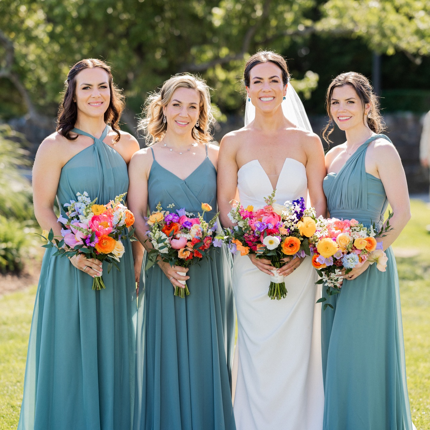 Want your wedding flowers to have a 2nd life? DONATE them to Flower Again and we will repurpose them into small arrangements and delivery them to seniors, nursing home patients, hospice patients or others needing an emotional lift. These bright & cheerful flowers made their way to seniors in Stamford thanks to the generosity of Ariel Lyddane @aal218, in coordination with her florist @barndoorblooms and @bellehavenclub. DM us if you'd like to do the same. #fairfieldcountyweddings, #greenwichweddings,#ctevents,#ctweddingplanner, #ctweddings, #newcanaanweddings,#weddingplanning,@lacousley @lindseyleboza @jminorhoff