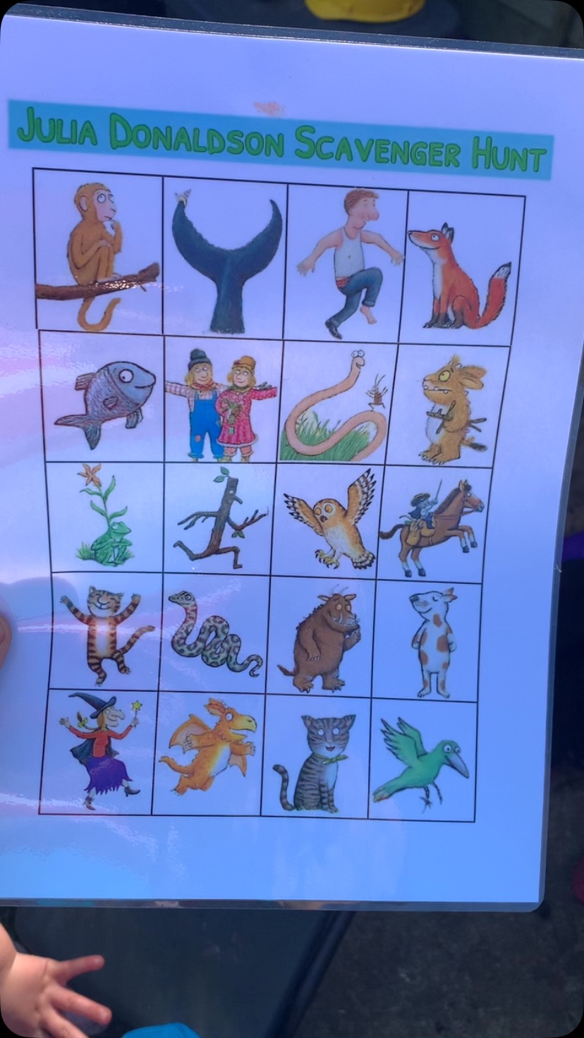 To celebrate World Book Day today we did a Julia Donaldson Scavenger Hunt! The children had great fun exploring and looking for the twenty pictures I hid around the garden this afternoon! #worldbookday #juliadonaldson #scavengerhunt #eyfsactivities #outdoorplay
