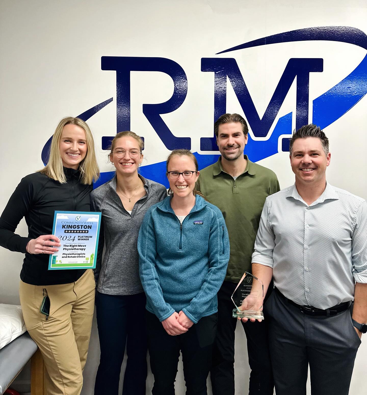 5 years in a row Right Move has won the community votes best Kingston clinic of the year. Thanks to our patients and the community for the support! We have a pretty great team here at Right Move ✨??