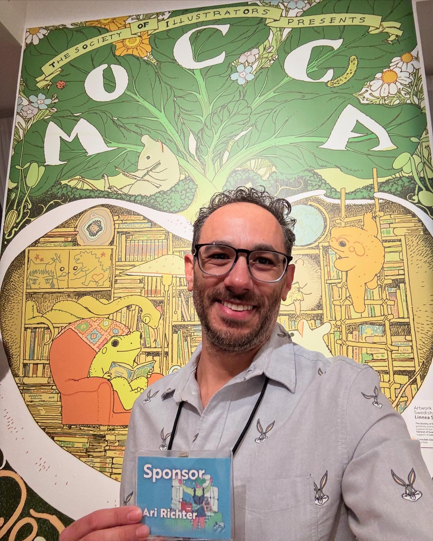 Some highlights from @soi128 MoCCA Fest! Big thanks to the amazing folks at @fantagraphics who made me feel like one of the gang (yeah, that’s me just casually chillin’ with @fictopicto at the signing table!).
#moccafest #fantagraphics #comics #graphicnovel #neveragainwillivisitauschwitz #charlesburns