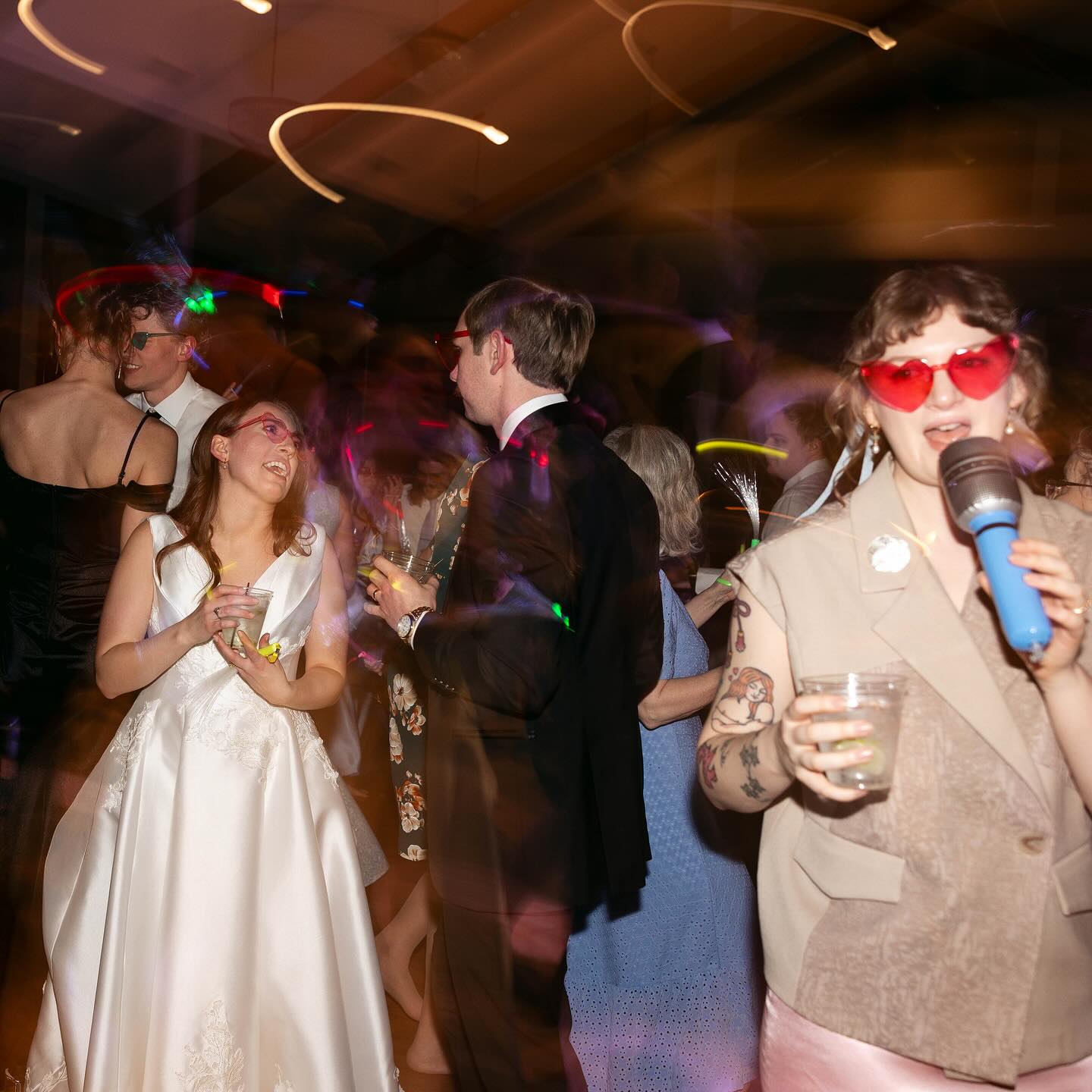 happy wedding to the horners! keep staying on the same wavelength 🔊