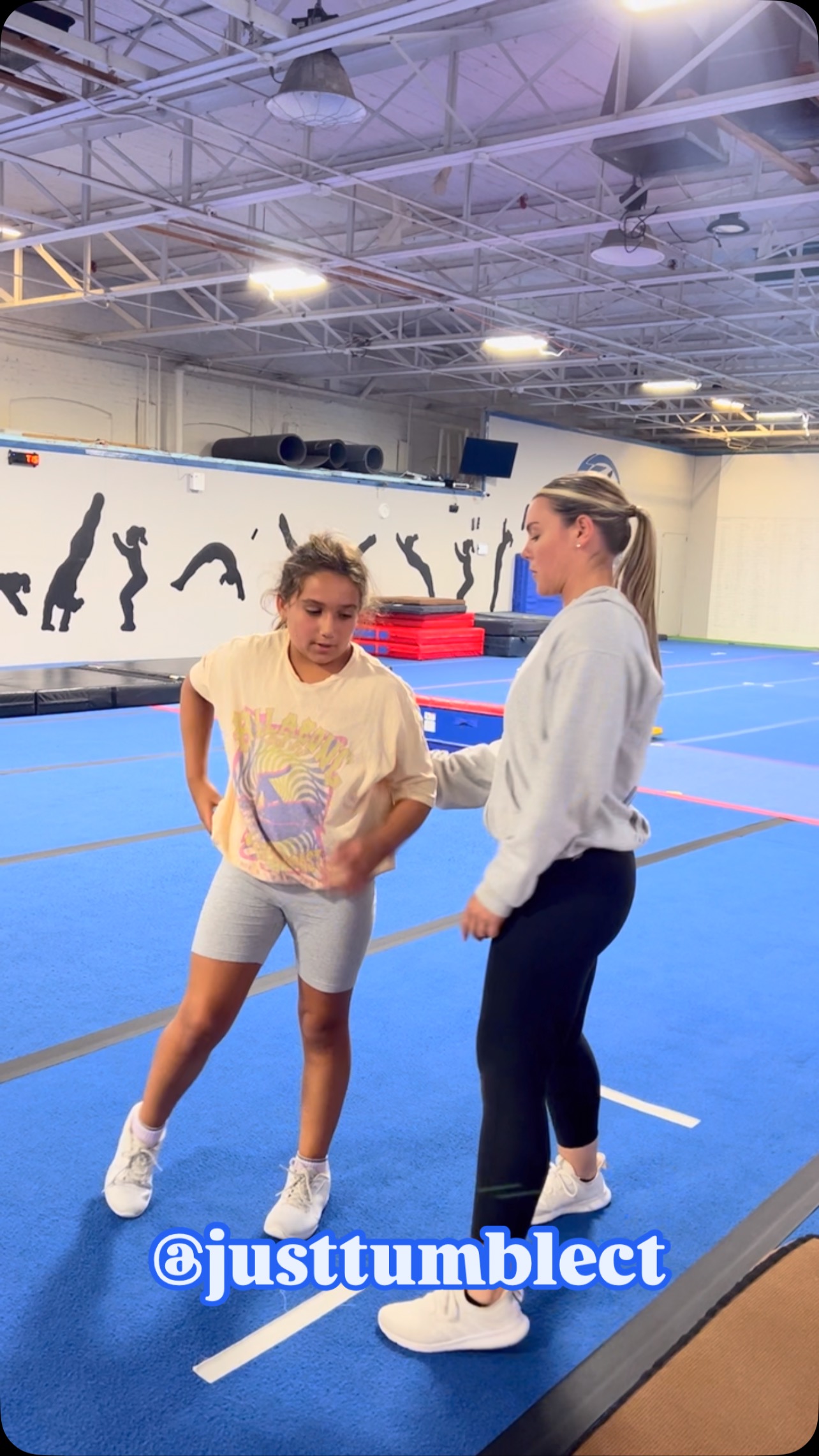 Group Private Lessons with Ms. Jess added online under “Clinics”. Get ready for tryouts or just take your skills to the next level. #backhandspring #backhandsprings #backtuck #tuck #privatelessons #tumblingclasses #tumbling #tumble #gymnastics #floor #cheerleading #cheer #tryoutprep #skills #tumblingskills
