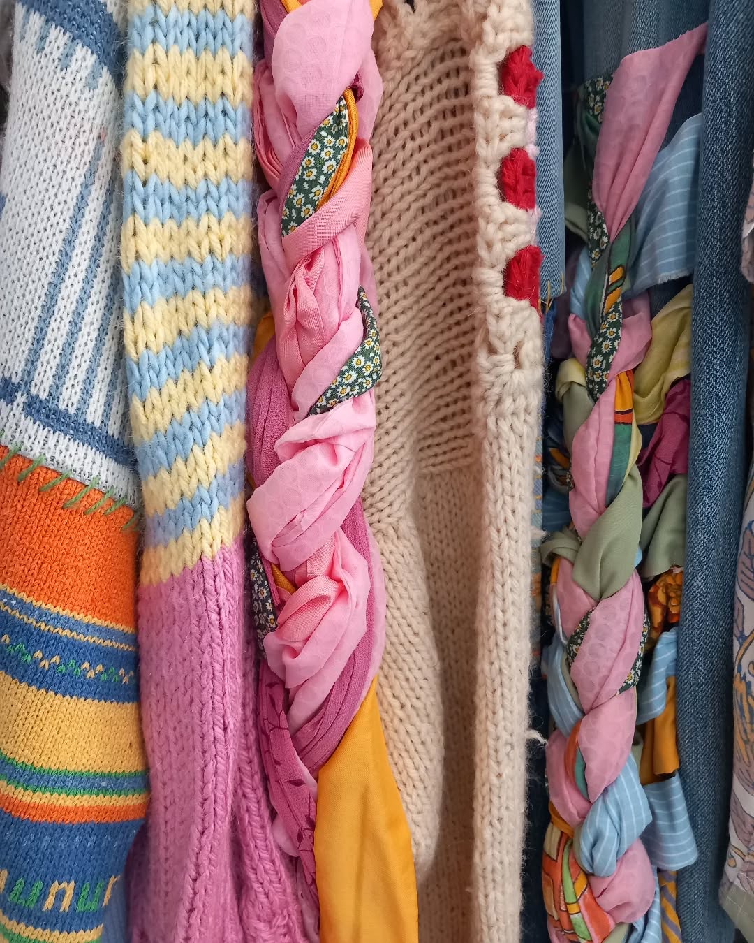 A nice close-up of the re-imagine collection on the studio clothing rail.
All made from discarded secondhand clothing for a fully recycled circular ♻️ collection