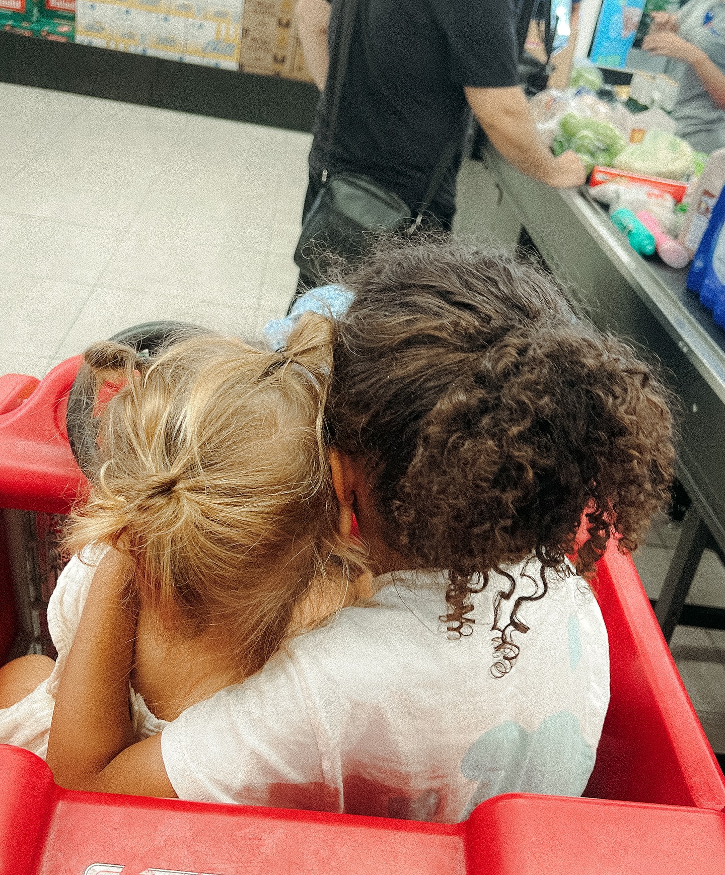 nesting, resting, birth support, self care, family time, dates & a growing belly.
🌺 LIFE LATELY ☀️