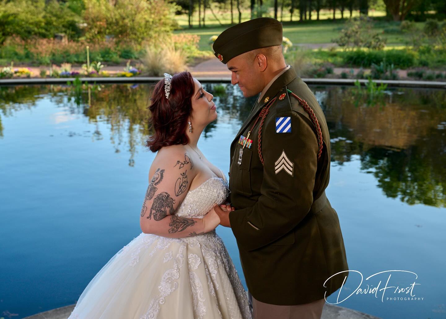 Beautiful afternoon for a bridal portrait session! Congratulations Rachel & Micah!
🔔 @hsvgarden
📸 www.davidfrostphoto.com
#weddingphotography #engagementphotos #engagementshoot #bigspringpark #nashvilleweddingphotographer #nashvilleweddingphotography
#alabamaweddingphotographer #birminghamweddingphotographer #huntsvilleweddingphotographer #huntsvilleweddings #birminghamwedding #huntsvillewedding #huntsvillebride #modernbride #profotob10 #profotousa #nikonphotography #nikonz9 #profotoglobal #huntsvillealabama #huntsvilleal #huntsvillebotanicalgardens #huntsvillebotanicalgarden