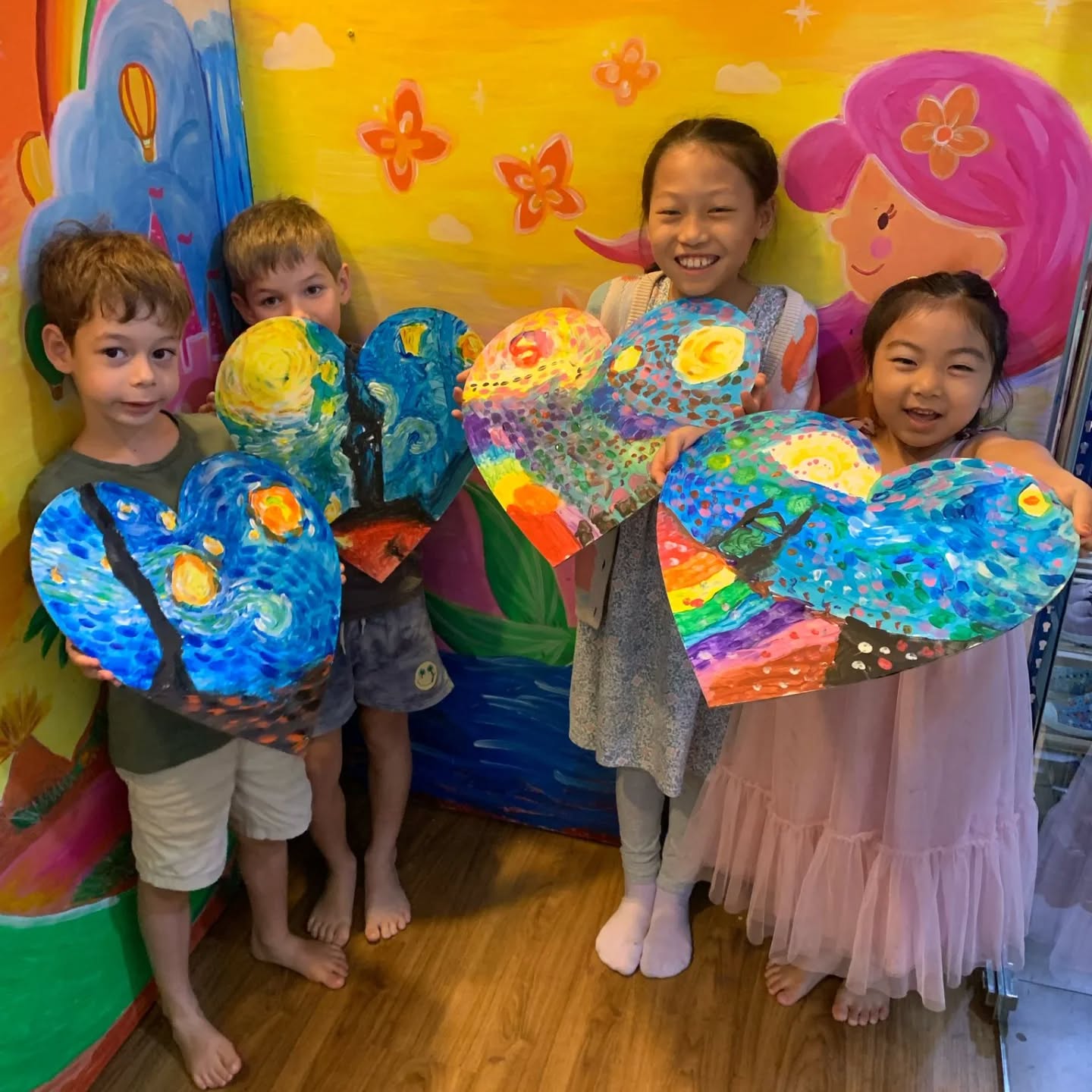 Can you guess the camp?
#aprilcamps #internationalschoolholidays #morecomingsoon #throwback #latergram #canvaspainting #glowinthedarkart #weloveart #paintingisfun #photooftheday #canvasart