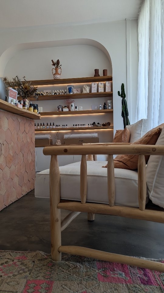 Gentle and slow days at Lang Acupuncture and Holistic Health. 😌
#dayinalife #acupunctureclinicbrisbane #acupuncturebrisbane #acupuncture #brisbane #brisbaneacupuncture #acupuncturistsofinstagram #mindbodyspirit #cupping #chinesemedicine