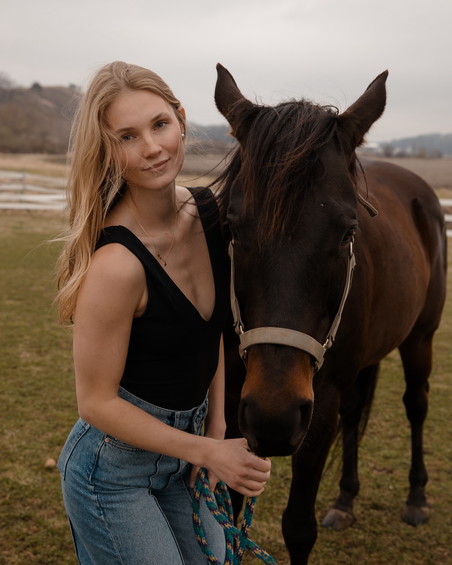 Watch Karina on the finale of Farmer wants a Wife S3 TONIGHT on @realityclubfox to see how her story on the farm ends! You won’t want to miss it 🤠🐴❤