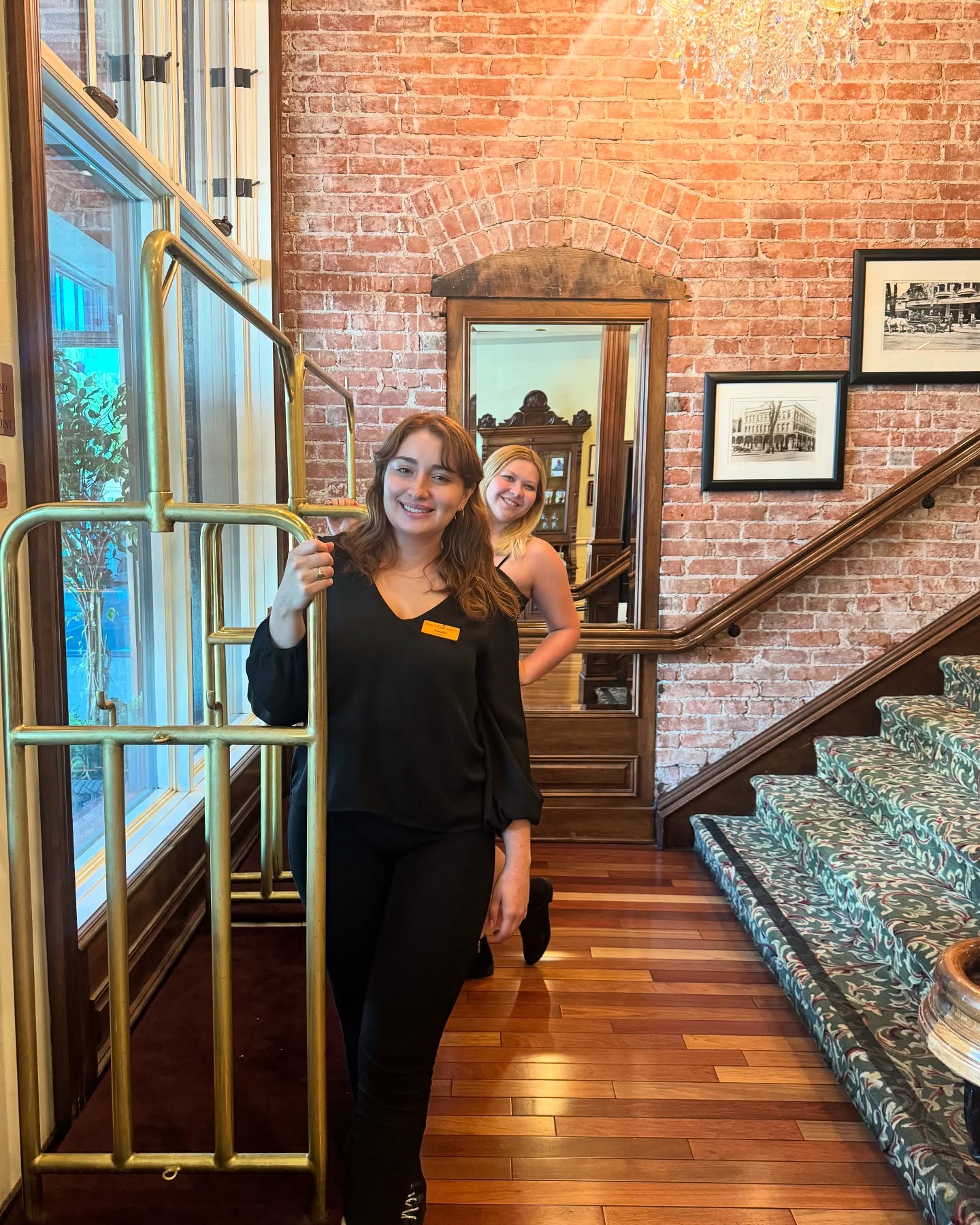 ?✨ Summer is here, and it’s time to unwind! ?️ If you’re looking for the perfect getaway, look no further than Hotel Diamond. Experience ultimate relaxation in our luxurious rooms, stunning views, and top-notch amenities. We have everything you need for a refreshing break. Book your stay now and make this summer unforgettable! ? #HotelDiamond #SummerGetaway #Relaxation #downtownchico