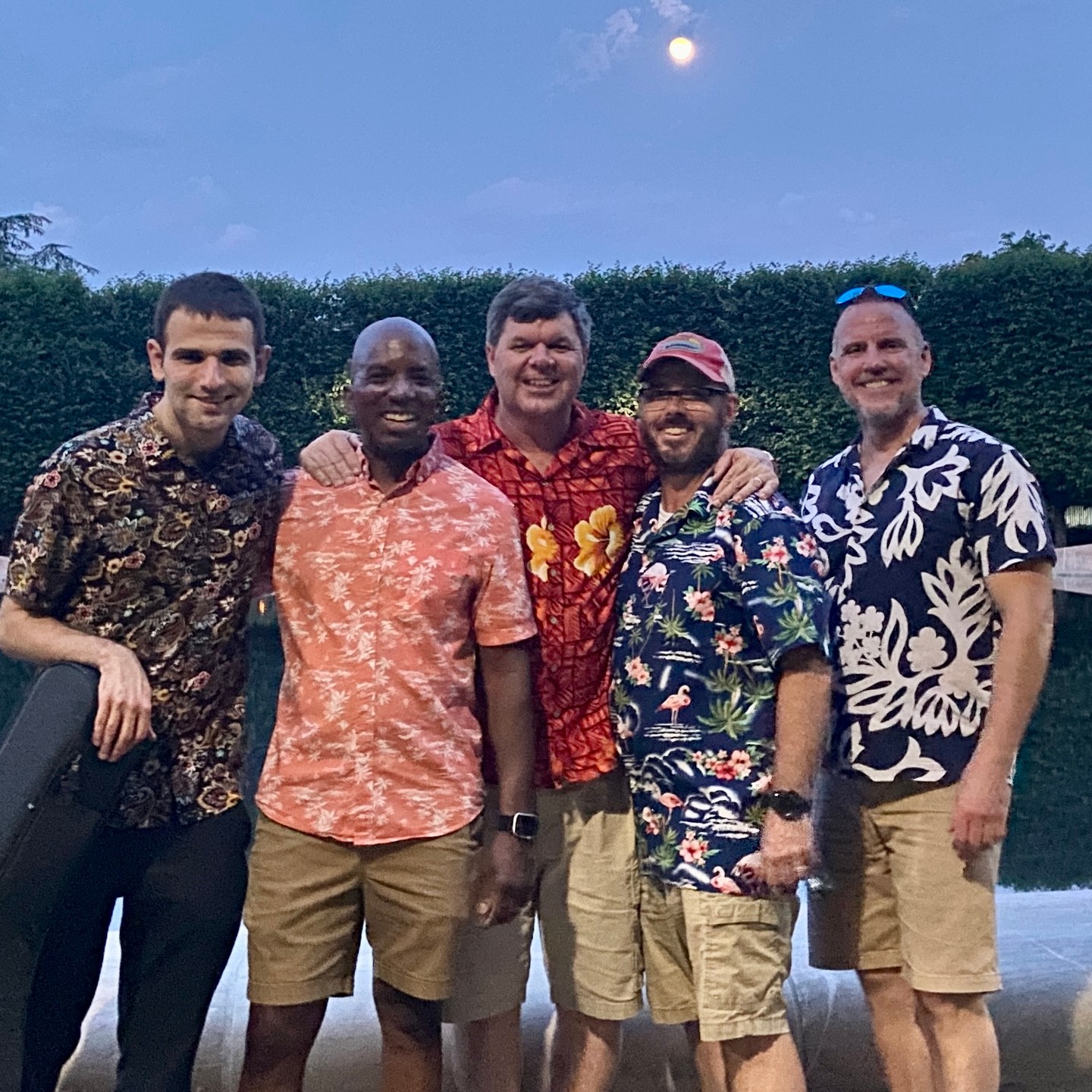 Looking for the perfect entertainment for your next event? 🎉 Tobago Bay offers customizable live performances that will make your celebration unforgettable! 🌟 Book now! Link in bio. 🎶✨ #TobagoBay #EventEntertainment #LivePerformances #UnforgettableEvents #PartyPlanning