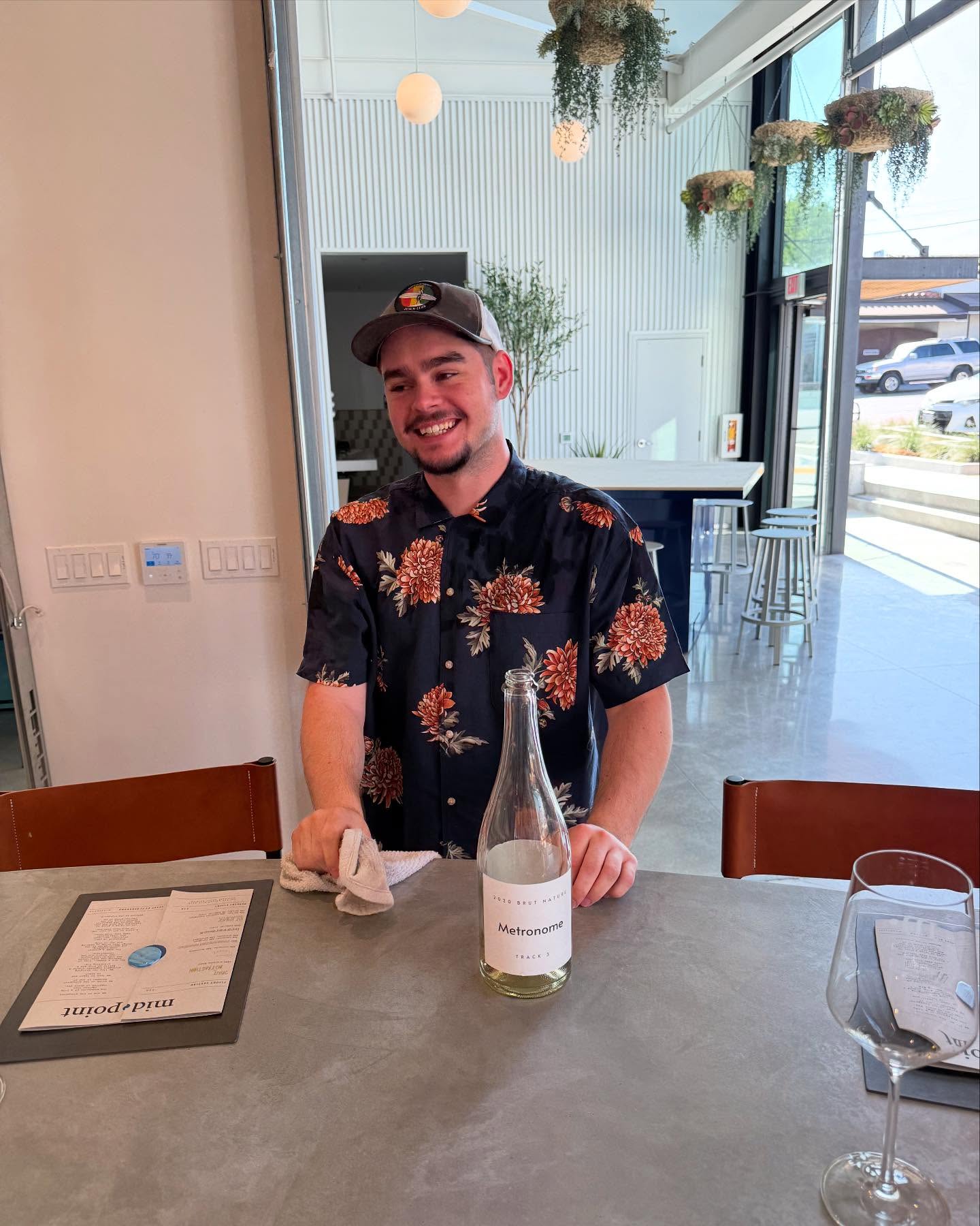 Congratulations to the newest addition to our team, Roberto! Not only has he been holding it down in the Bottle Shop, he’s also been studying hard at @calpoly, and today he receives his Bachelor’s in Wine & Viticulture. Obviously @robilium had to provide a celebratory hazing to usher in the next stage of Roberto’s journey in the wine industry. Next part of the process is harvest, and we’re excited to have him onboard in the cellar with us as our Harvest Intern in 2025.
Cheers, Roberto!
#winewinewine #winelife #bubblesbubblesbubbles #grad #calpoly #calpolyslo #pasowine