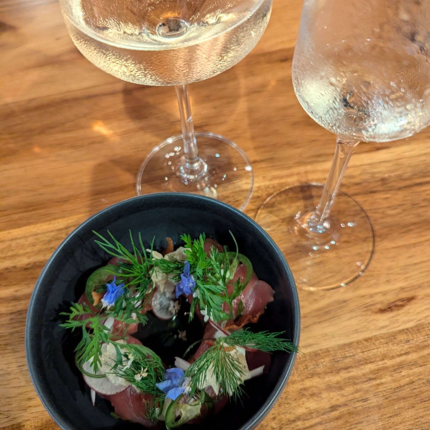 I am finally sharing images from our amazing meal @postandpepper. The food, the presentation, the wines, everything was outstanding. I'd like to extend my gratitude to the entire Post and Pepper team, Armand took exceptional care of us, managed guest dietary restrictions and our (many times over) altered arrival time and guest count.
Thanks to @angelajordan for the recommendation. If you visit Stellenbosch please be sure to book reservations at this South African gem.