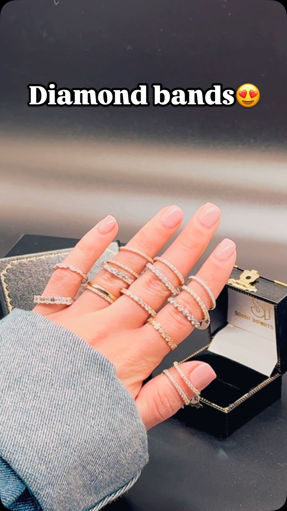 Stacking dreams on every finger ✨
Which one’s your favorite? 💍
Add a little sparkle to your everyday look with our dainty rings – perfect for mixing, matching, and shining bright.
For every occasion: wedding, anniversary, birthday, or just because you deserve to shine every day. 💫
💎Friday Rocks 💎
#simonimports #fridayrocks #diamonds #rings #rings💍 #diamond #JewelryLove #StackedRings #ShineBright #everydayluxury #diamondband #winnipegjewelry #diamondrings #diamondjewelry