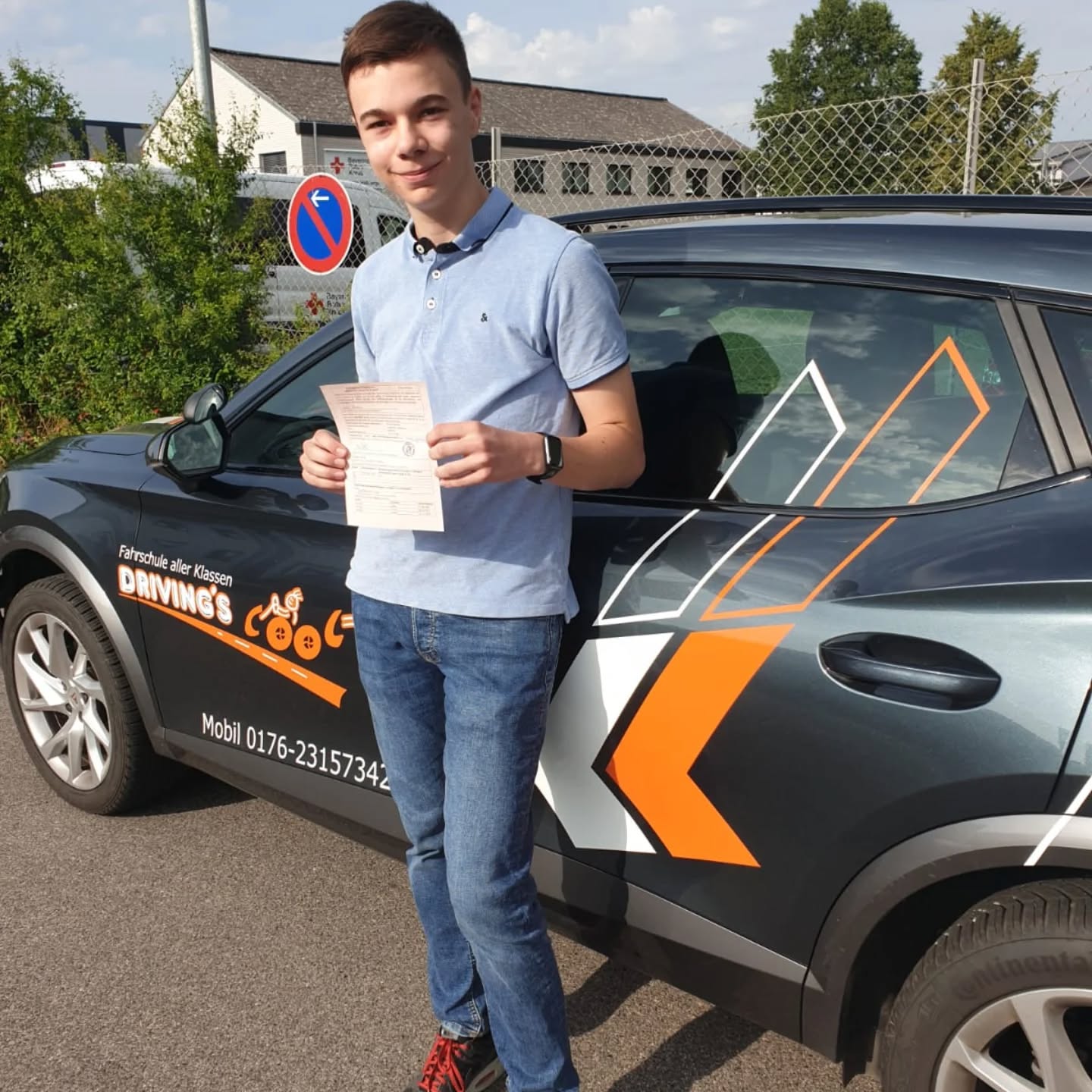 ▞▞▖?????????? ????????????▝▞▞▞▞▞ zum Führerschein ???? und immer gute Fahrt! ✔️2️⃣0️⃣2️⃣5️⃣?
Wir wünschen euch immer gute Fahrt ?.... schön dass ihr bei uns wart!! ?✌️?
#Führerschein2025drivingscool #bestandeneprüfung #cupra #feierdich #führerscheinindertasche #fürmehrabenteuer #ichfahrselbst #meinführerschein #meinefreiheit #neueskapitelindeinemleben #herzlichenglückwunsch #gutefahrt #fahrschuleallerklassen #hofheiminunterfranken #burgpreppach #maroldsweisach #hassberge #damitfahrenläuft
