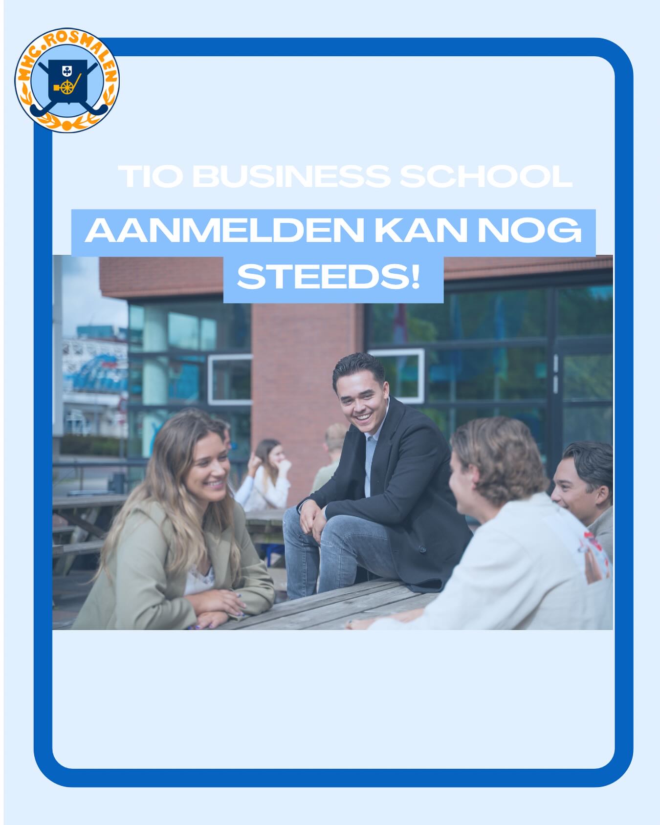 Tio Business School – Aanmelden kan nog steeds!
Bij Tio, de beste hogeschool van Nederland, krijg jij de kans om je ambities en dromen waar te maken. Wij bieden de perfecte omgeving om jezelf te ontwikkelen en je doelen te bereiken.
Kom langs tijdens onze open dagen en ontdek welke bekroonde opleidingen wij je te bieden hebben. Maak kennis met Tio op een van onze zes vestigingen en zet de eerste stap naar jouw succes!
Aanmelden na 1 mei? Dat kan bij Tio Business School!