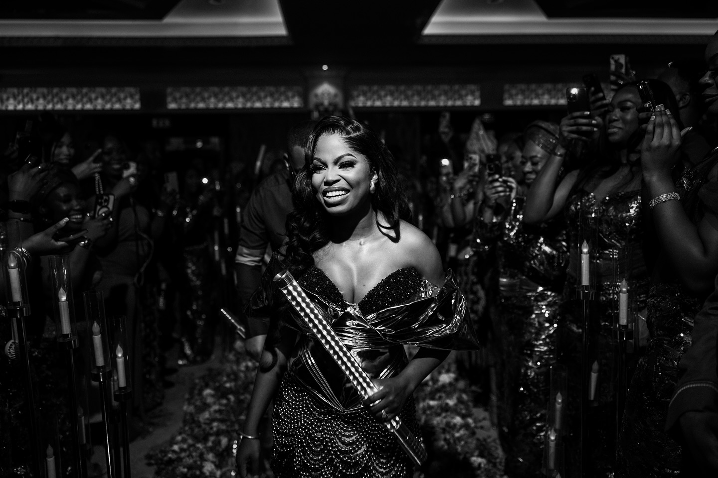 📍 with somebody who loves me °🥹
———
Bride | @slayy_daily
Photo x Videography | @thosegreatmomentsuk
Bride Glam | @regysartistry
Bride’ Hair | @papachichistyle
Planning | @shadeelizabethweddings
Venue | @grandsapphirelondon
Yellow Aso-Oke | @lara.evelyn.designs
Purple Aso-Oke | @shadiat_alasooke
Afterparty Outfit | @aso.ng_
Bride’s Aso Oke & Fabrics | @newuconcepts_events
Groom’s Aso Oke Fabric | @asookebydee
Gele Artist | @dupe_gele
Fans | @synach_palace
Yellow Jewellery Set | @anayah_jewellery
Purple Jewellery Set |@musebysvc
Heels | @manoloblahnik
Clutch | @talia.s_armoire
Nails | @xxdanielll
____
#weddingparty #crushing #loversforlife #londonweddingphotographer #tgmweddings #thosegreatmoments #typ #feed #blacklove #ukweddingphotographer #bellanaijastyle