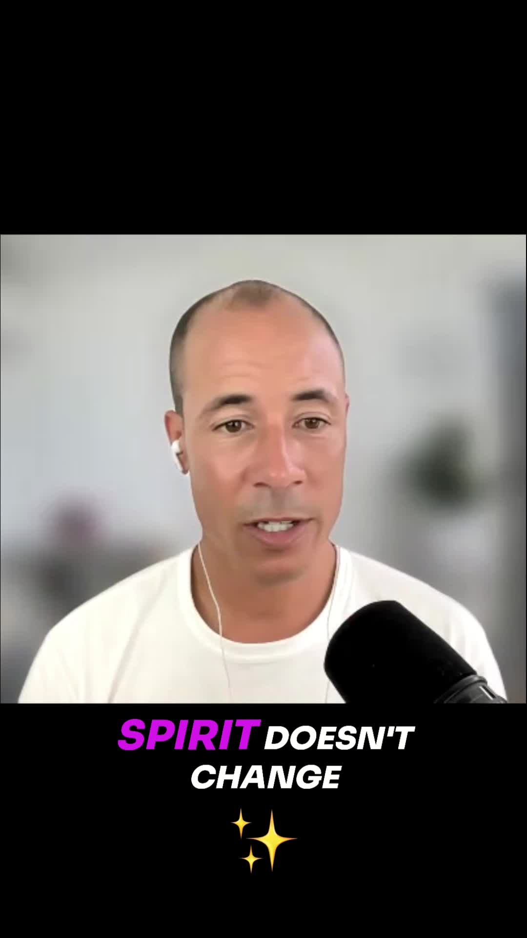 Unlock Your Eternal Self: Find Peace in Any Moment! Listen to @the.brain.guy Scott Robinson and Discover the changeless essence of your spirit! We explore how to connect with your eternal self, even amidst life's challenges. Learn the power of willingness and allowance to embrace your true nature and find inner peace, regardless of the moment.
@a_course_in_freedom 
#girlawakening #girlawakeningpodcast
 #Spirituality #InnerPeace #SelfDiscovery #EternalSelf #Mindfulness #Wellbeing #PersonalGrowth #SpiritualJourney #SelfAwareness #Changeless