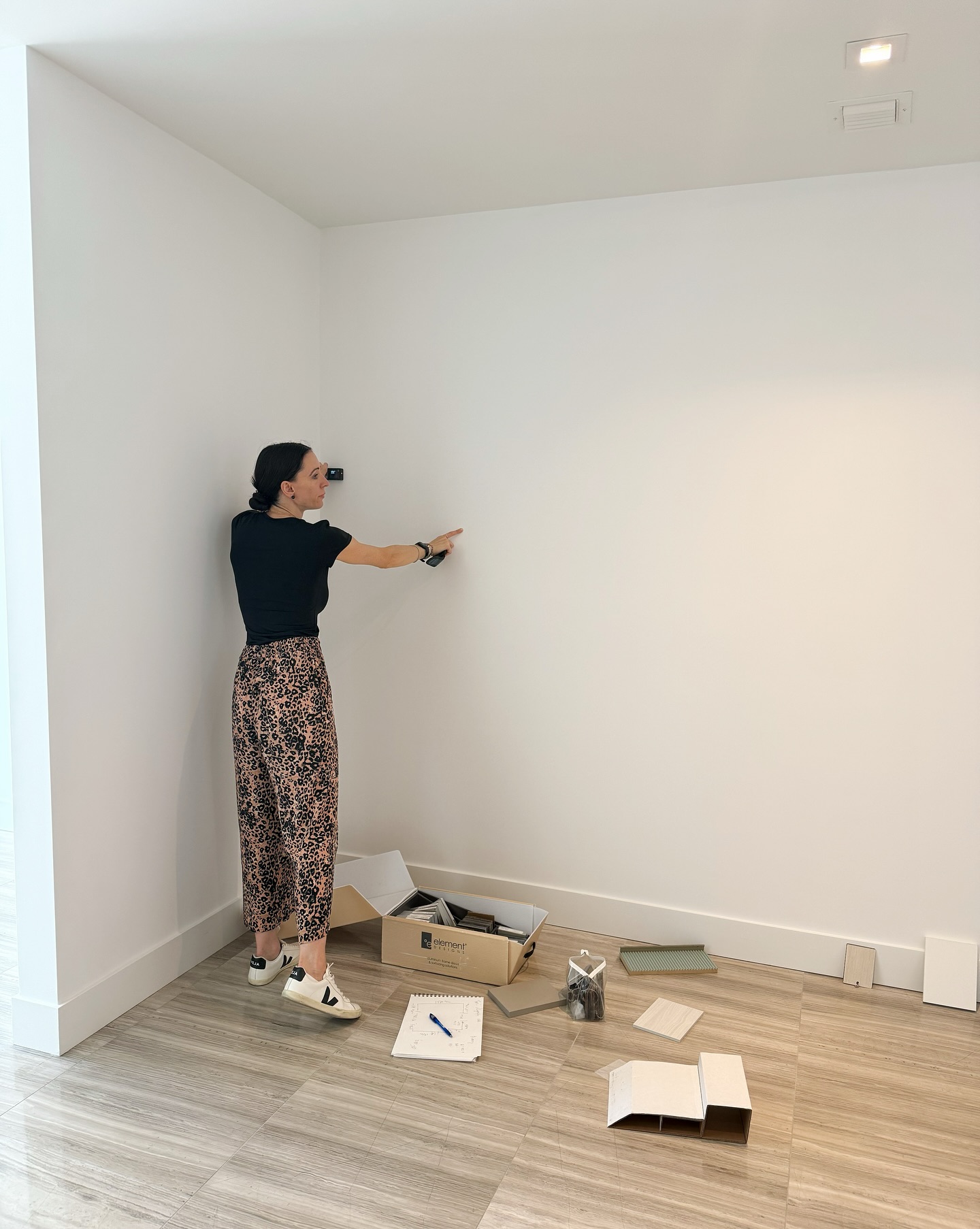 What you don’t see on install day: this👆🏼
Tape measure, laser level, sketch ideas and a floor full of samples. Before anything gets built, I spend time understanding every wall, angle and need.
This is the part that turns Pinterest dreams into something that actually works for your space and inventory. It’s not just about what looks good, it has to make sense for You & your space!
Good design starts with the right questions. If your closet isn’t working, let’s fix that! DM me or click the link in bio to start your custom closet journey 💬
#ClosetDesign #CustomCloset #ClosetPrep #InteriorDesign #LuxuryStorage #ClosetInspo #FunctionalDesign #ClosetExpert #DesignProcess #BehindTheScenes