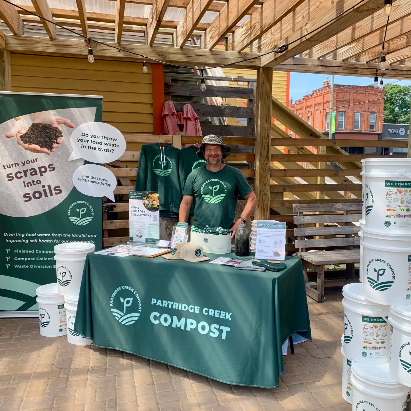 Check out many beautiful gardens today with the Marquette Beautification & Restoration Committee's 31st annual Garden Tour, 1-7 pm! They'll be stopping for refreshments @blackrocksbrewery along the way, and we're here talking about building soil and diverting scraps. Come say hi! All plants grown in photos with our finished compost to boot! #gardentour #compost #growwithus