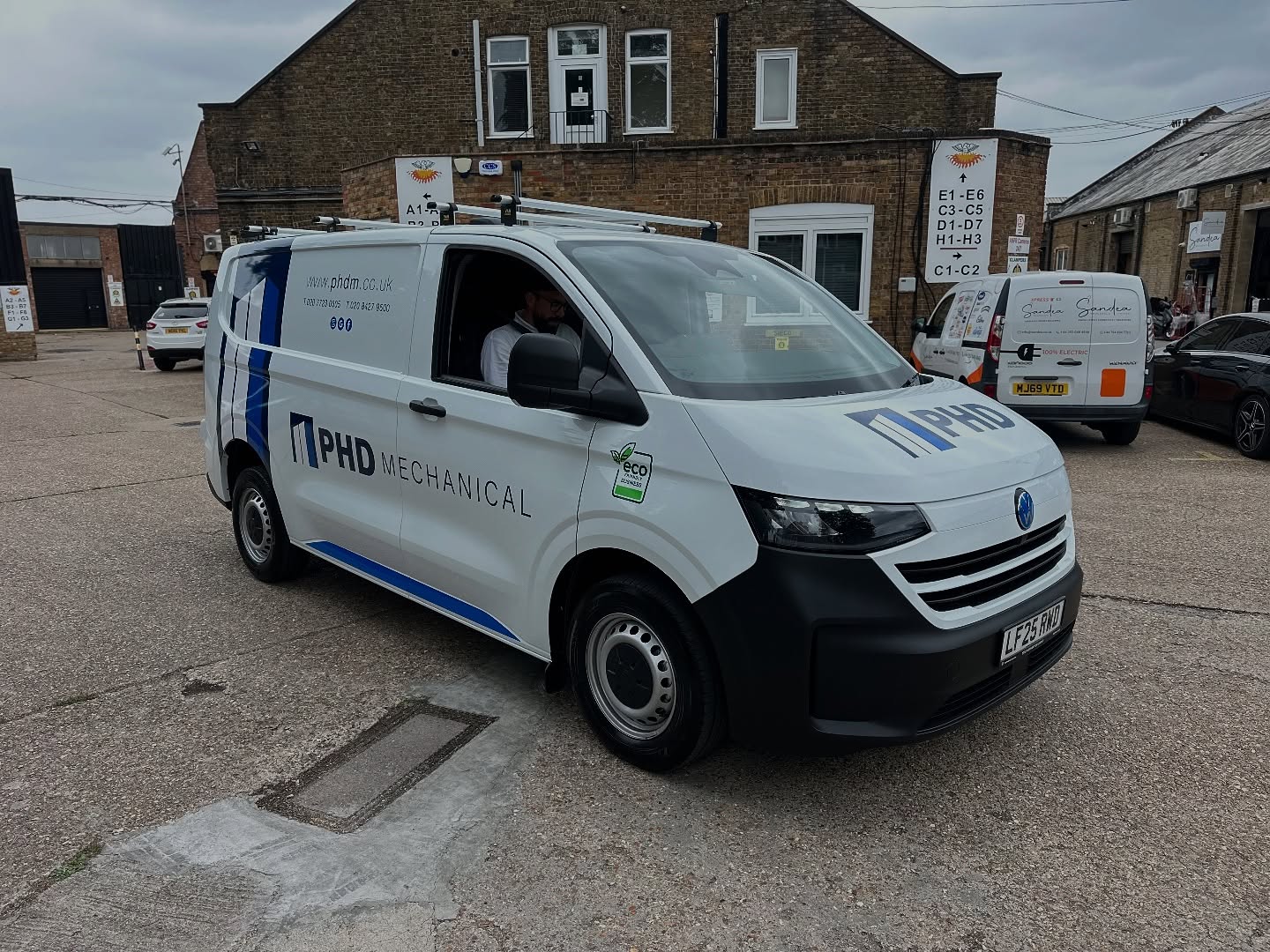 @3sg_uk another van completed for @phdm.ltd and plenty more to get completed #branding #design #vinylgraphics #lovewhatwedo #decals #wrapped