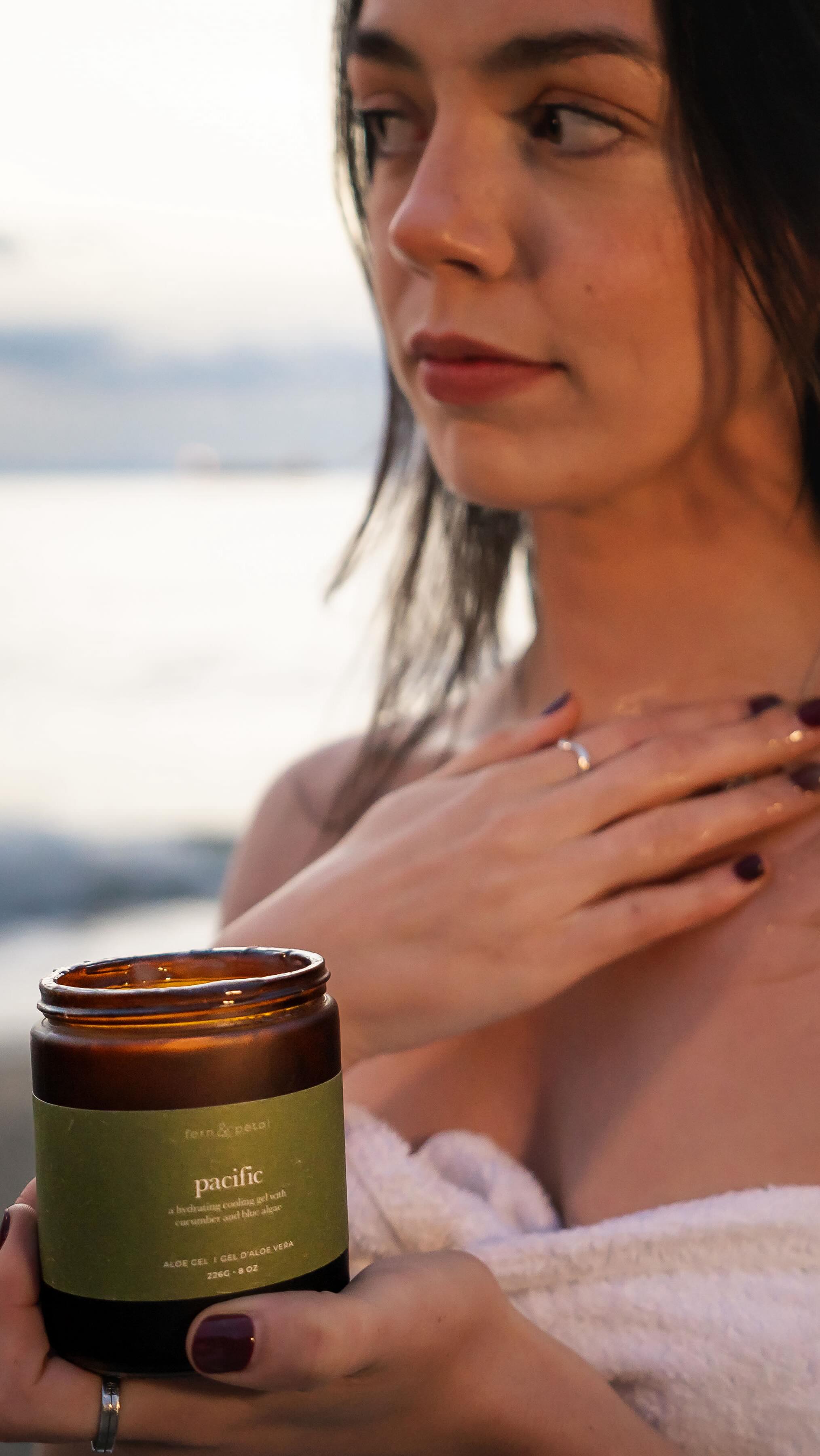Meet your skin’s new summer essential 🌊
Our Pacific Gel is packed with soothing aloe, blue algae, and Blue Tansy to calm, restore, and leave your skin glowing. Cooling without being cold, this ocean-inspired blend is your go-to for post-sun care, daily hydration, or whenever your skin needs a little reset.