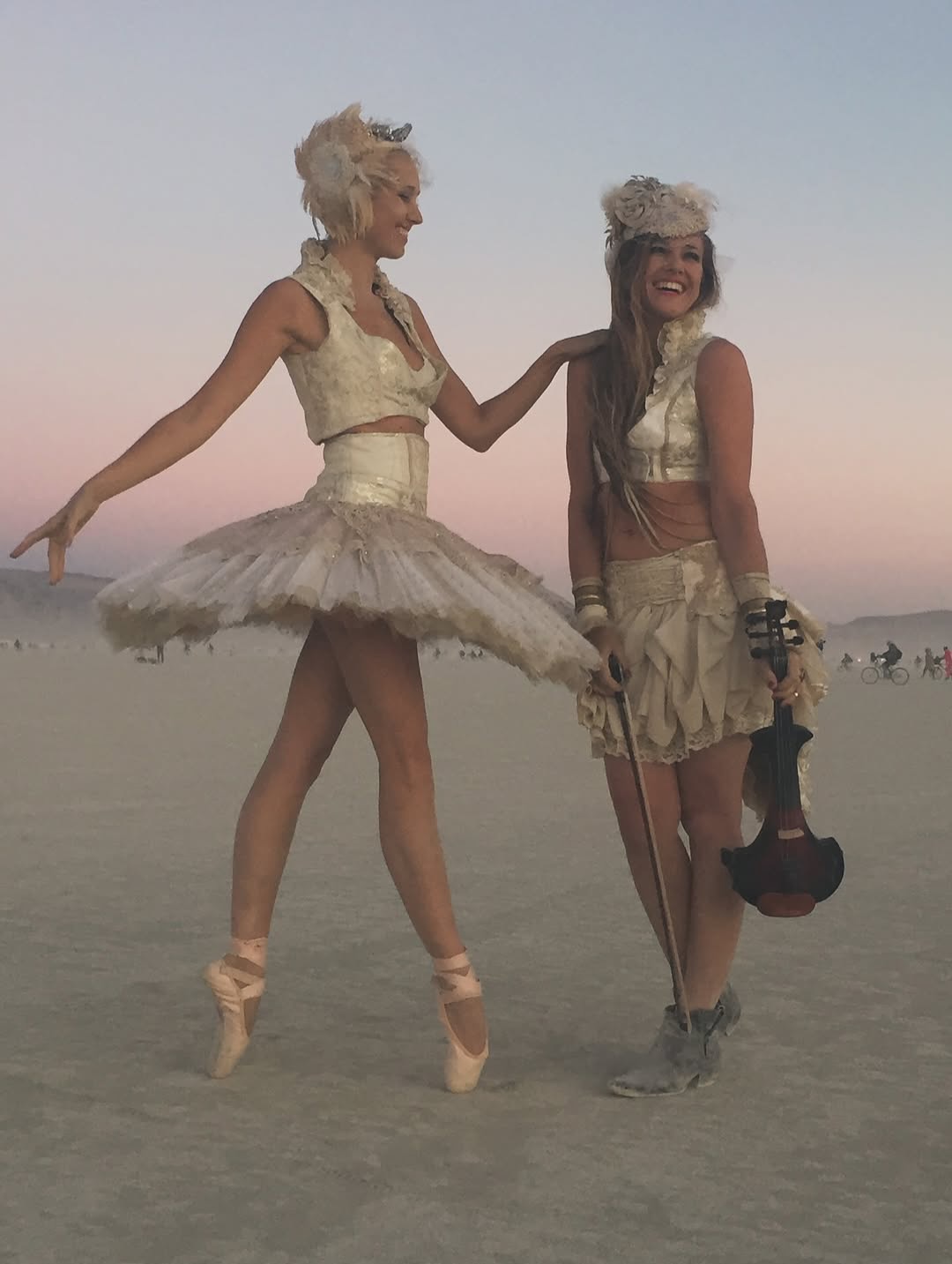 Bridge at Burning Man - Repost from @thisishaana
•
I love everything about this magical liminal land and space that is @burningman. The magic that unfolds from everyone working together to build a collective experience in some of the harshest conditions possible. Creating a vortex of positive creative artistic musical DIY builder magic in a utopian environment.
And yet, despite the pull being very strong and I so appreciate the outreach and offers (my 10th year out there will happen next year?!), my ALBUM is calling stronger.
Instead, i’m taking myself on an artist retreat to a different desert to allow for serendipitous magic and production on a gorgeous body of work that I can’t wait to share with you.
Have an incredible Burn, and remember to chase the unplanned moments and forget about your phone and schedules for the week. Xoxoxo
Bridge 5-String Lyra Electric Violin 🎻
#BurningMan #BurningMan2025 #PlayaMagic #RadicalSelfExpression #DesertDreaming #ArtistRetreat #CreativeJourney #Serendipity #MusicInTheDesert #ViolinistLife #BridgeViolins #LyraViolin #ElectricViolin #StringsThatShred #MusicalMagic #ArtAndMusic #DIYArtistry #UtopianVibes #PositiveEnergy #DesertInspiration #5stringviolin #electricviolin #electricviolinist