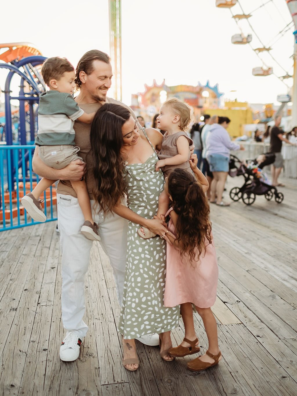 Boardwalk nights, ocean breeze, and the last taste of summer at the Jersey Shore. ??
Booking into 2026
www.Tinyheartsphotography.com
#njphotography
#njphotographer
#njfamilyphotographer
#NJMOM
#passaiccountyphotographer #passaiccountyphotography #newjerseyfamilyphotographer #bergencountyphotographer #bergencountyphotography #bergencountychildrenphotography #bergencountychildphotography #bergenmama
#bergensbest
#bestofbergen
#familyphotography
#familyphotographer
#fallfamilysession #njchildrensphotographer
#njkids
#njfamily
#bergencountynj
#njfamilyphotographer #njfamilyphotography #newjerseyfamilyphotographer #newjerseyfamilyphotography #morriscountyphotography #morristownphotographer
#passaiccountyfamilyphotographer #nycfamilyphotographer
#bergencountymoms
#familysession