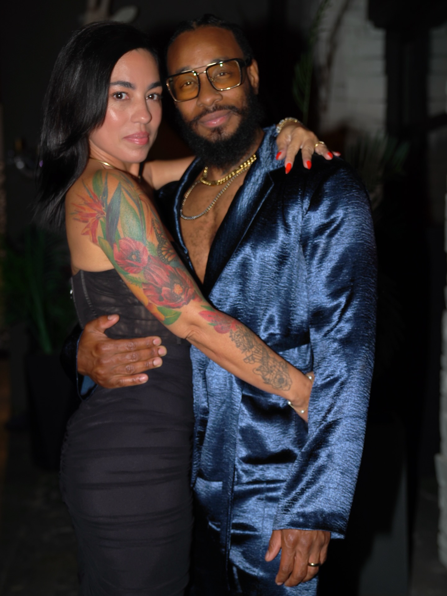 Too good not to post! Also we rarely get photographed together lol hubbys either photographing me or I’m photographing him 🤣 
📸 @wesotoldme