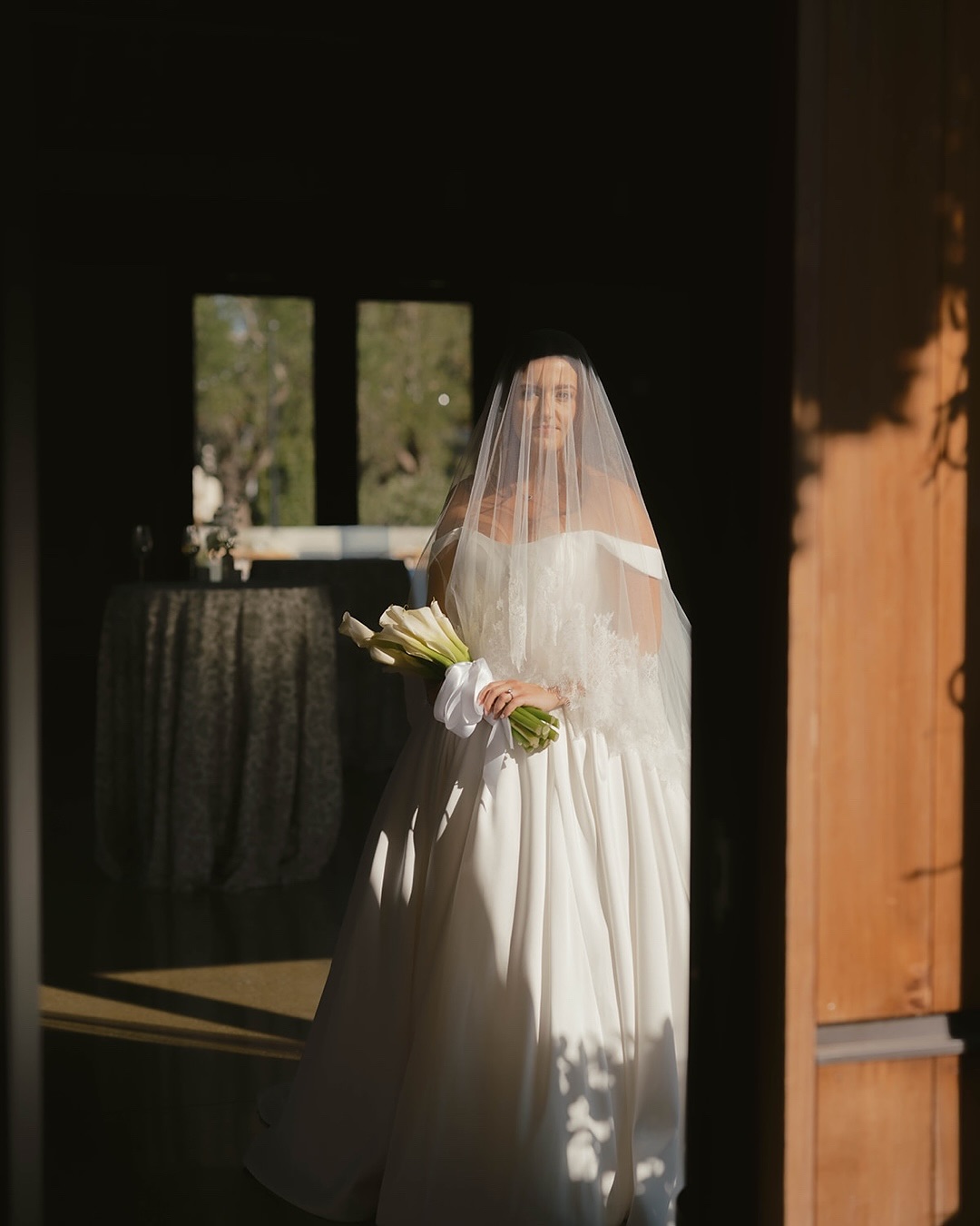The immense calmness that was felt on this wedding day, full of laughter and joy. I love weddings like these 🥹
Planning & Design : @barielexaevents
Photography & Videography : @foolishlyrushingin
Floral Design : @bloomsbymorgan
Venue + Catering : @theestateyountville
Rentals : @encoreeventsrentals
Linens : @bbjlatavola
Invitations : @aerialistpress
Signage + Paper Goods : @blushtype
DJ : @dartcollective
Beauty : @ravenreedmakeup
Cake : @alitteluster
Officiant : @weddingsofheart
Bridal Attire, 1st dress : @withlovebridal
Bridal Accessories : @loefflerrandall @tiffanyandco @davidyurman
Bridal Attire, 2nd dress : @thebridalboutique
Groom’s Attire : @harryroseninc @santoniofficial
Couple : @zoecheyann @rmckenna19
#pasoroblesweddingphotographer #sonomaweddingphotographer #carmelweddingphotographer #sandiegoweddingphotographer #napaweddingphotographer