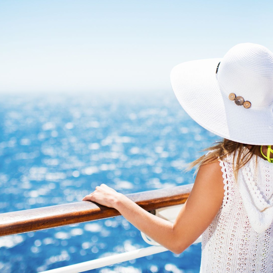 đ⨠Holidays at Sea? Yes, Please! â¨đ
Skip the stress this year and celebrate in style on a holiday cruise. Hereâs how the top 5 cruise lines bring the magic onboard:
đ˘ Royal Caribbean â Tree lightings, Santa, parades & ice-skating fun.
đ˘ Celebrity Cruises â Chic dĂŠcor, festive menus & New Yearâs Eve parties.
đ˘ Princess Cruises â Snow in the atrium (!), gingerbread contests & balloon drops.
đ˘ Holland America â Elegant choirs, gingerbread villages & gala balls.
đ˘ Norwegian Cruise Line â Santa sightings, menorah lightings & epic deck parties.
⨠Instead of cleaning up wrapping paper this year, imagine toasting under the stars with the ocean as your backdrop.
For travel tips and updates sign up to receive our email: explore@kiliantravelandlifestyle.com
#cruiselines #holidaycruises# #cruiselife #princesscruises #travelagenttips #travelagentlifestyle #kckilian #travelfortheholidays #holidaycelebrations #emptynesterstravel #emptynesterslife #emptynesters
