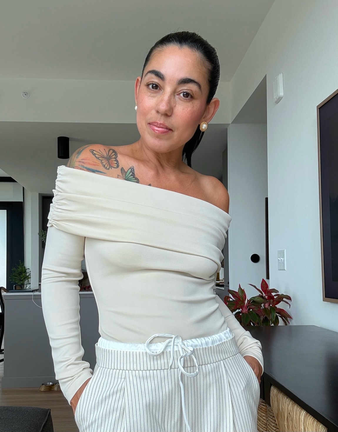 Sew along with me while I make my @simplicity_creative_group #S3167 Top 🧵🪡 Now on my YouTube channel ☺️