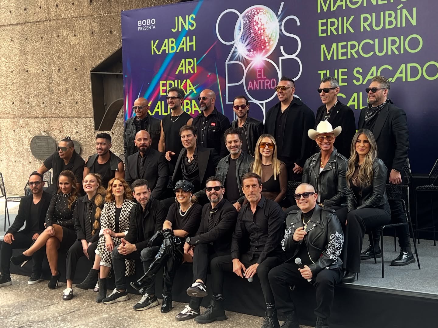 @90spoptour llega con un nuevo concepto #ElAntro y ahora será en el @auditoriomx una experiencia única @boboproducciones