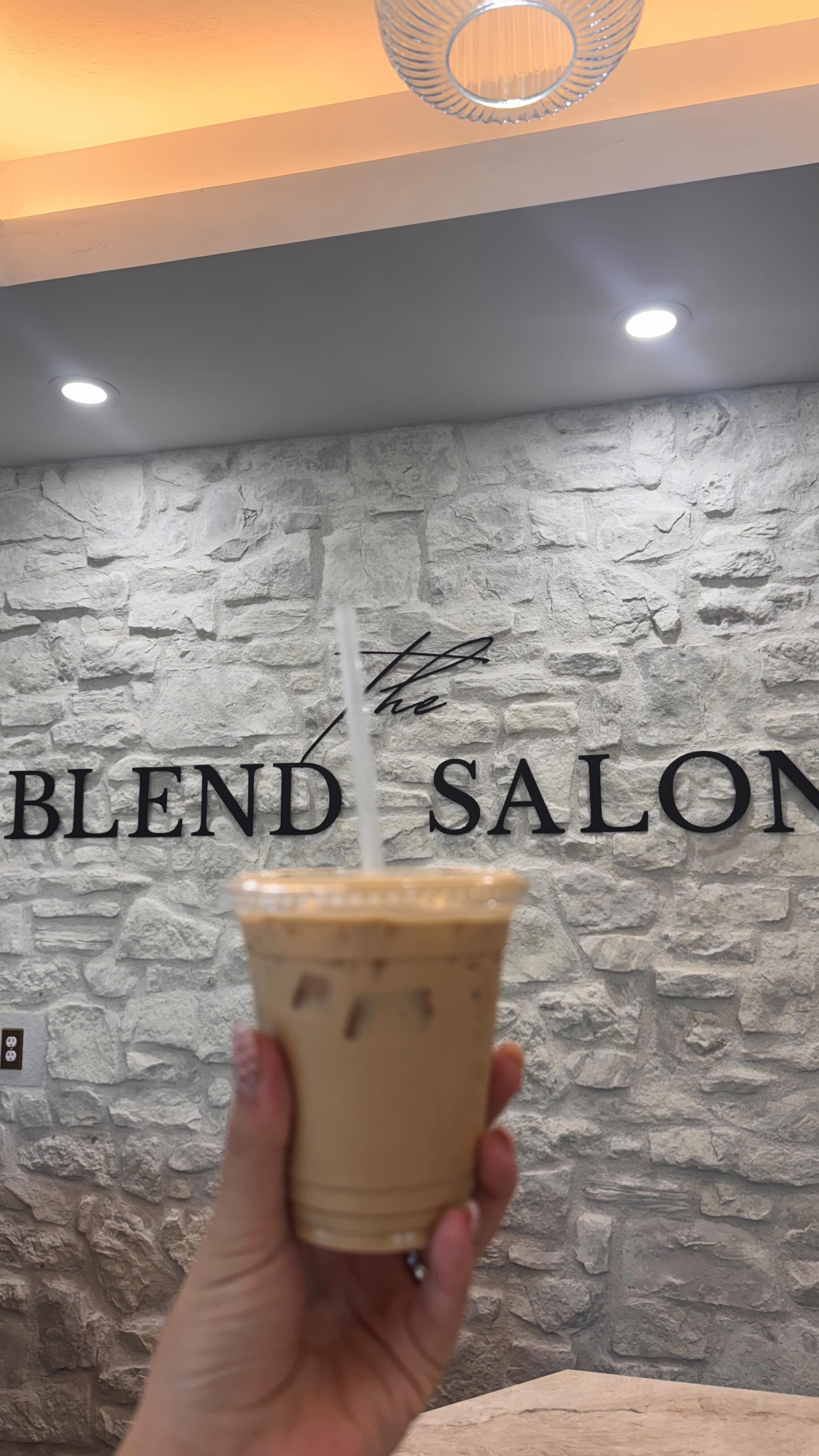 The Blend + Salt & Light Coffee Lounge = a dream come true?! yeah probably.
Come check us out!!!🤭🤭
#eagleidaho #eaglecoffee #idahosalon #whatsupeagle #eaglesmallbusiness #boiseid #boisesmallbusiness #entrepreneur #boisecoffeeshops #idahobusiness #theblend #newsalonintown