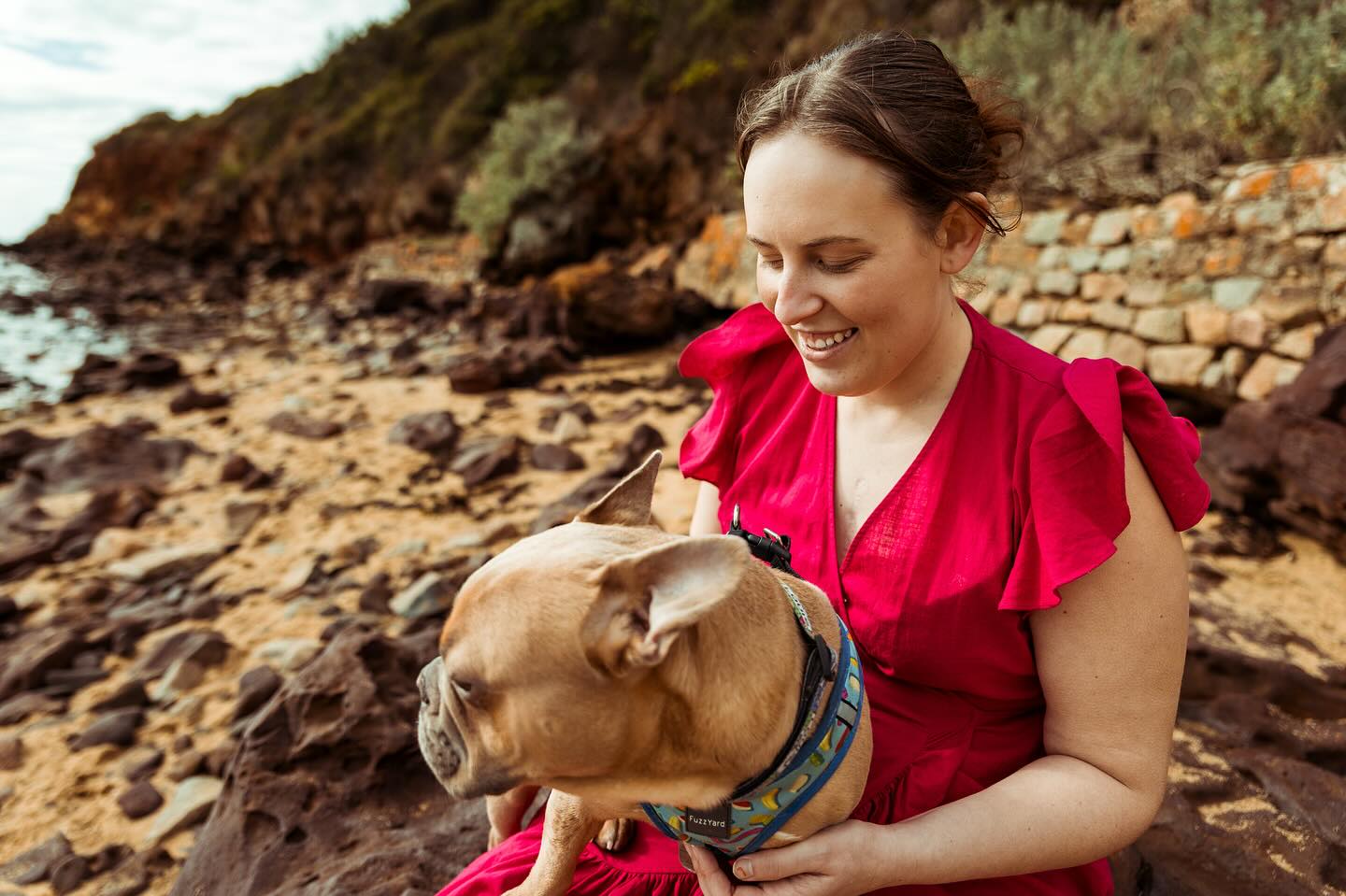 Scored this gorgeous pink dress at a clothes swap! Proof that sustainable fashion is stylish. Perfect for a sunny day trip by the coast with my best pal.
#clotheswap #sustainablefashion #daytrip #ruffledress #costalvibes #fashioninspo #dogslover #dogsofinstagram #secondhandscore #personalstylist #pinkdress