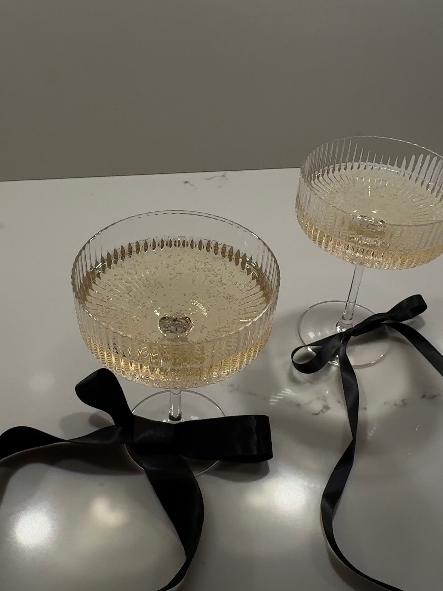 cheers to new beginnings. join us on 10/10 at 5:30pm@for the official housewarming party. DM us for the link to RSVP.
#RephormPilates #ChicagoPilates #MindfulMovement