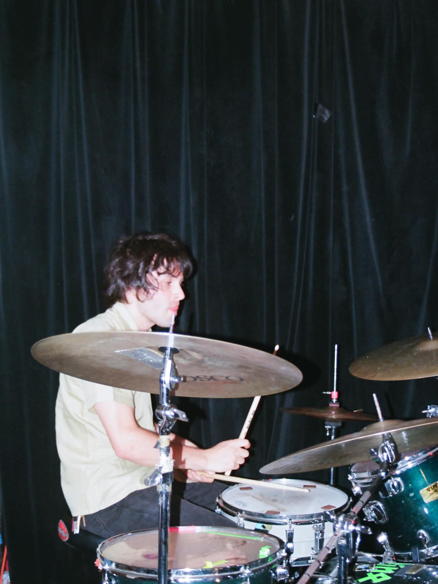 🍂🍃🍁
10.10 The Clots | Jesse Leor | The Ripped Ties (@the_clots @jesseleor @therippedties)
10.11 7pm & 9PM Edna Comedy Presents: “In Hawk 2aeroplane Over The Sea” (@ednacomedy)
10.12 Sarah Lee Michelle | Ciarra Fragale (MA) | Navita (@svrvhv @ciarra.mp3 @navita.mp3)
📸: @katrina.a.stewart
Sneak Peak: 🎃 10.16 UNDEAD PROM (feat @draculaandhisbandthedraculas) Prom Court Costume contest, winner announced at 10PM
#independentvenue #livemusic #publicartspace #womenowned #queerowned #loveyourlocal
#emergingartists #ridgewoodqueens #bushwickbrooklyn #nyc