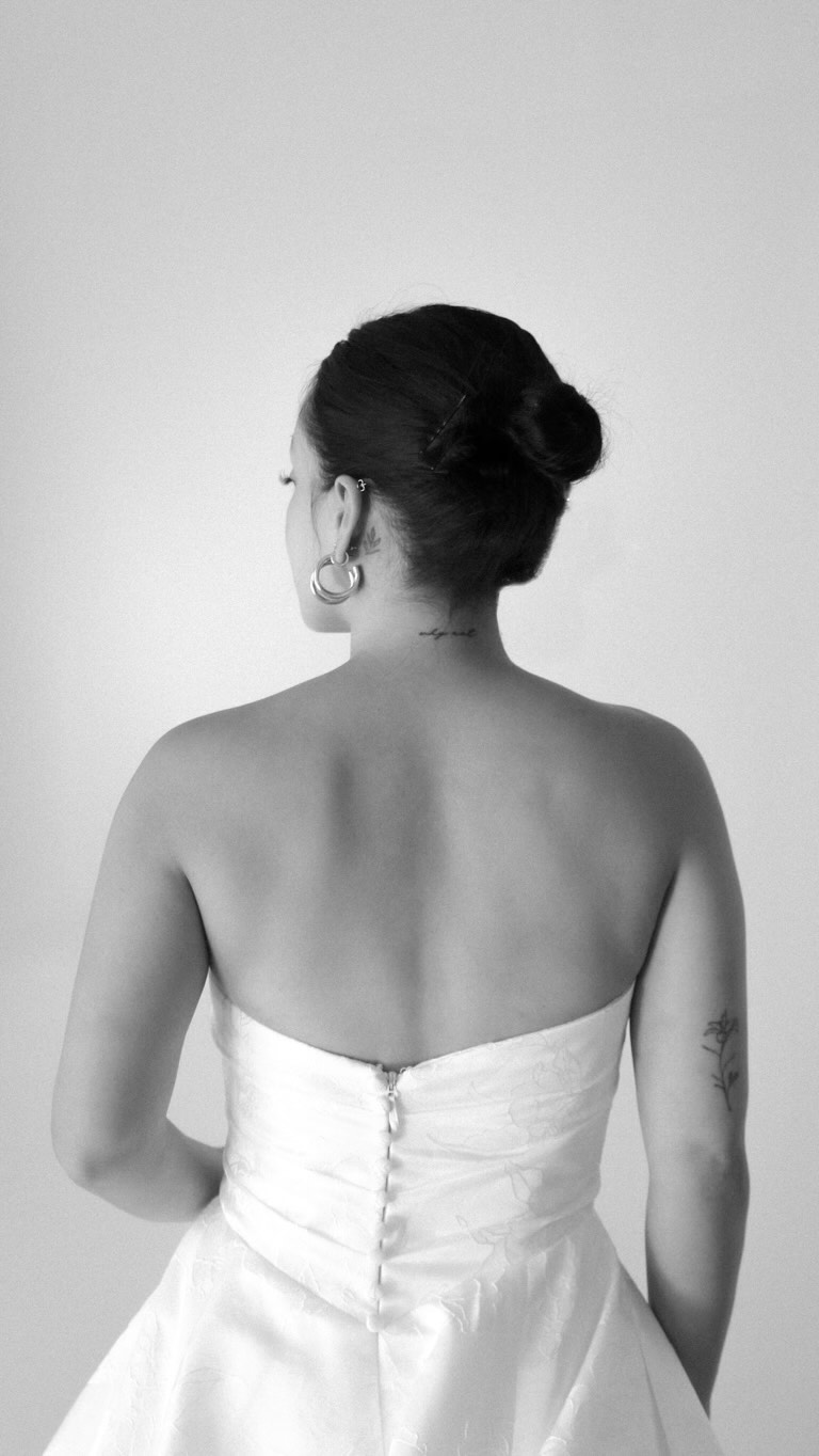 Clean and classic bridal, leveled up with @mikaellabridal 🤍 The subtle details of these new arrivals create gorgeous silhouettes that celebrate your shape & let your natural beauty shine through.
Book your appointment today at the link in bio to be the first to try on our newest selection!
model: @helenmohan
wedding gown, bridal, bride inspo, luxury bridal gown, wedding dress shopping, bridal boutique Maryland, Baltimore bride, Annapolis wedding style, modern bride, wedding day fashion, engagement dress, 2026 bride, 2027 bride