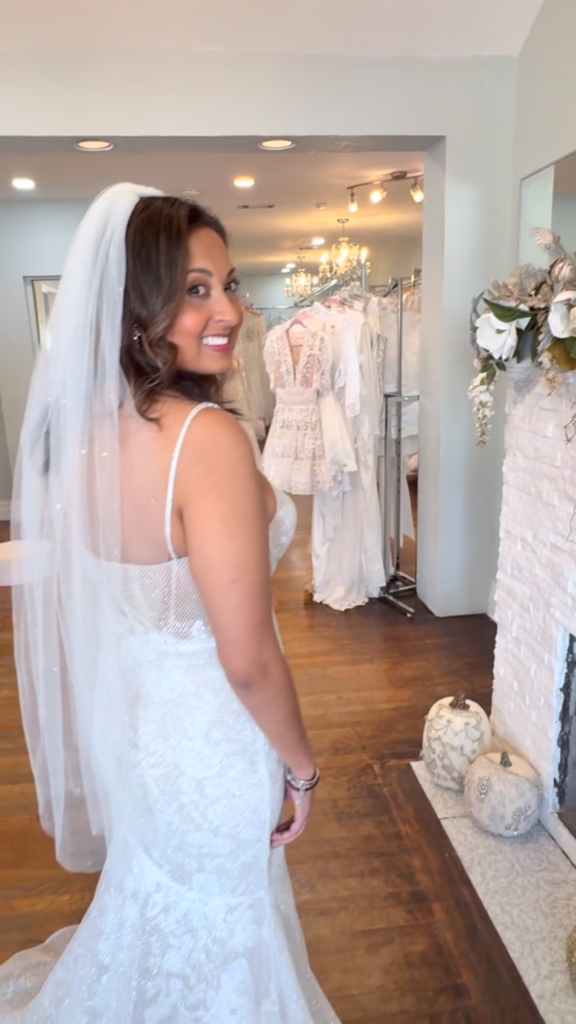 Sustainability never looked so stunning!! 🌿 Buy or consign with Marry Go Round & make bridal shopping feel good & do good!
Gown is a size 10 - She’s loved once and ready for more🤍 Come see what’s new this week at Marry Go Round Bridal!