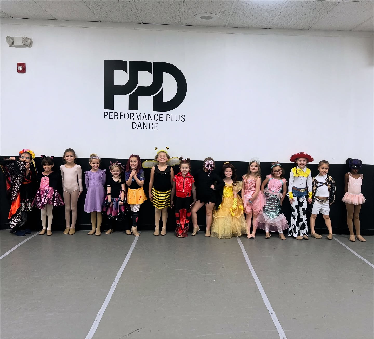 More Halloween cuteness yesterday! We love this time of year! 👻🎃