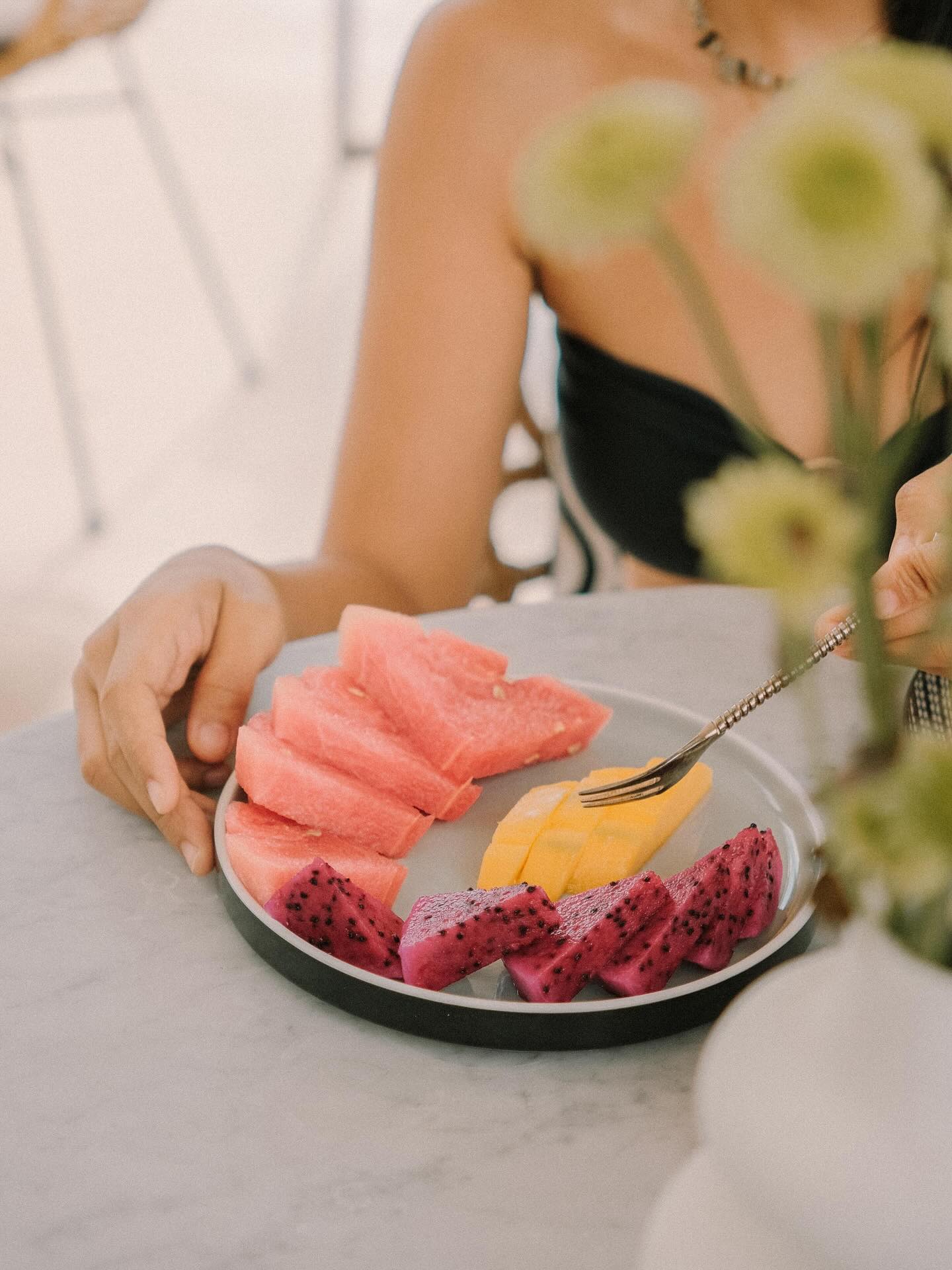 Morning bliss, Bali style
Just steps away from Balangan Beach, wake up at White Palm Eco-Chic Boutique Hotel and dive into a slow morning at Coco Kitchen — where vibrant fruit platters, golden toasts, and the sound of the ocean set your mood for the day.
Float above paradise in our saltwater pool, relax in our flying hammock, and feel Bali’s calm energy take over.
2 minutes from Balangan Beach — book your stay now and live the eco-chic dream.
#WhitePalmBali #BalanganBeach #CocoKitchenBali #EcoChicHotel #BaliBoutiqueHotel #UluwatuVibes #BaliGetaway #BreakfastInBali #BalanganVibes #TropicalEscape #BaliHotels #SaltwaterPool #VisitBali #BaliHoliday #EcoLuxuryBali #BaliBreakfast #IslandRetreat #BoutiqueStayBali #BaliParadise