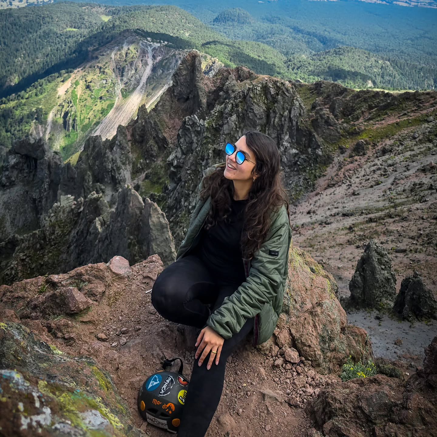 Malinche ⛰️
Último fin de semana de Octubre visitando la Malinche, con un clima espectacular y unas chicas geniales 👏
Se nota la felicidad cuando uno está en la naturaleza, respirando aire puro 😌🍃
📅¿Próximas salidas con este destino?📅
•DOMINGO 02 de Noviembre
•DOMINGO 07 de Diciembre
•SÁBADO 13 de Diciembre
•VIERNES 19 de Diciembre
•DOMINGO 08 de Febrero
Más información en nuestro WhatsApp👇
📱+52 55 1963 4006
#LaMalinche #MontañismoConsciente #SenderismoMéxico #RespetoPorLaNaturaleza #VolcánLaMalinche #DesafíoPersonal #AventuraNatural #EscapeDeFinDeSemana #MontañismoMX #RutasDeSenderismo