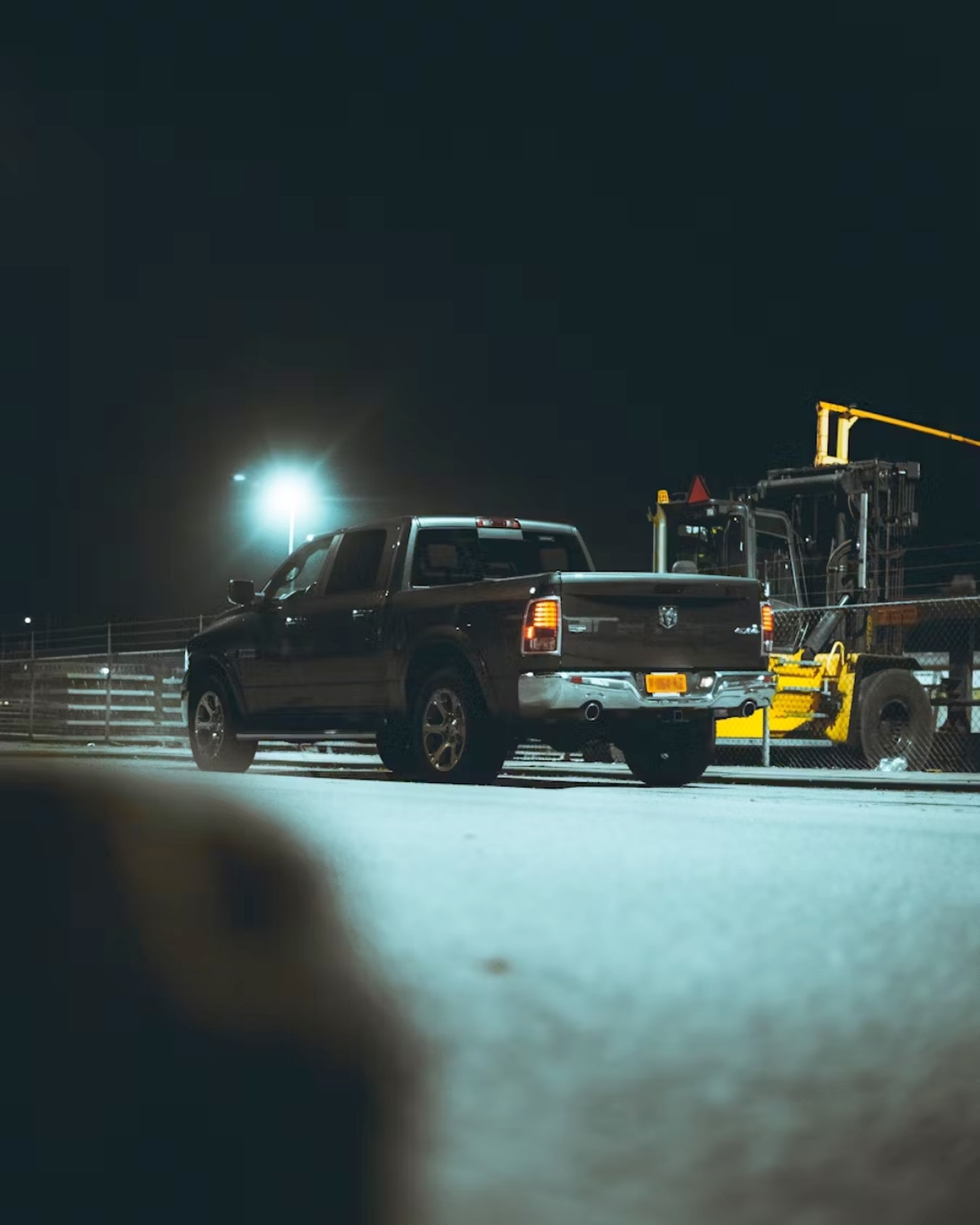 Early sunsets = dark commutes. ⚡️
Light bars and upgraded headlights aren’t just for looks - they keep you safer on those long Manitoba nights. See and be seen this season. ✌?
Shop with the link in our bio!
#bdnmb #brandon #westman #truckaccessories #local #Manitoba #UniversalTruckAccessories