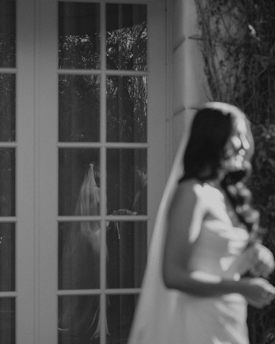 A Palm Springs wedding for C & Z at the Parker Palm Springs. I think it’s safe to say that they very much enjoyed their wedding 🥹🕺💃🏽
Venue @parkerpalmsprings
Planners @beelovedweddings @hidesertlove
Photographer: @foolishlyrushingin
Videographer @sunbeatfilms
Content Creator @contentbykailee
Floral & Design @luna_design_studios
Lighting @perfecttouchps
Dance floor & Stage @brighteventrentals
Entertainment @downbeat.agency
Photo Booth @classicphotobooths
Late Night Food @innout
Hair @latishamarcum
Makeup @mualaciexo
#palmspringsweddingphotographer #sandiegoweddingphotographer #newyorkweddingphotographer #aspenweddingphotographer #tellurideweddingphotographer