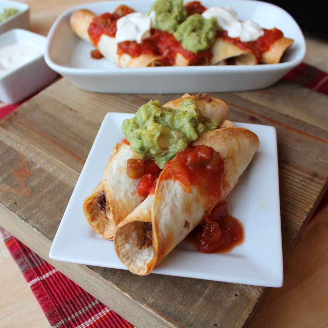 Air fried taquitos with Pepe's? Say less! 💁♀️
Who's reaching for these on game day? 🏈