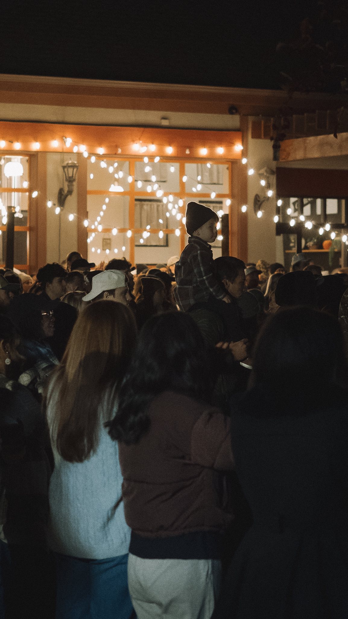 WOW!!! The Lord SHOWED UP last night!!! Thank you to everyone who came to our worship night last night, I hope you enjoyed it just as much as my staff and I did!! Praise the Lord for the freedom to gather as one church body & worship God so freely!! Let this be an encouragement to be bold in your faith & share the love & joy of Christ with your community and circle of influence!!!
And to all the Christ followers out there who own a business… use it for His glory!!!❤️❤️
#christiancontent #coffeeshop #eagleidaho