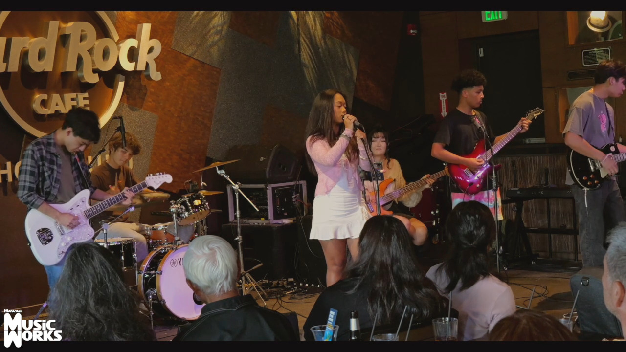 Alyssa, Jacob, Riley, Val, and Anthony lighting up the room with their take on “Always” by Bon Jovi ??
#HawaiiMusicWorks #HMW #bonjovi