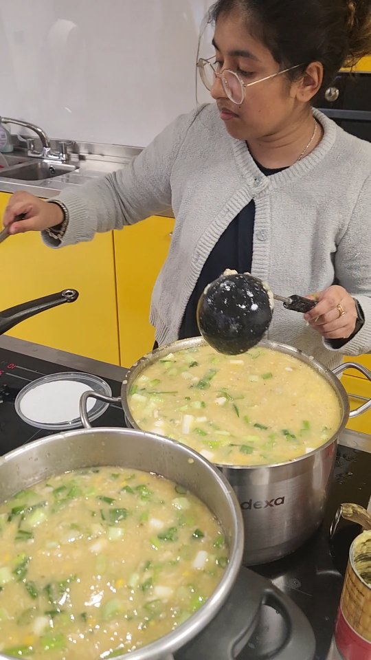 Serving up ideas and flavour! Nadia, part of our Incubator Plus Autumn Cohort is piloting her new recipe, using feedback as research to refine her product in real time. FOLLOW HER FOR MORE @justfoodgrp
#BLP #businesslaunchpad