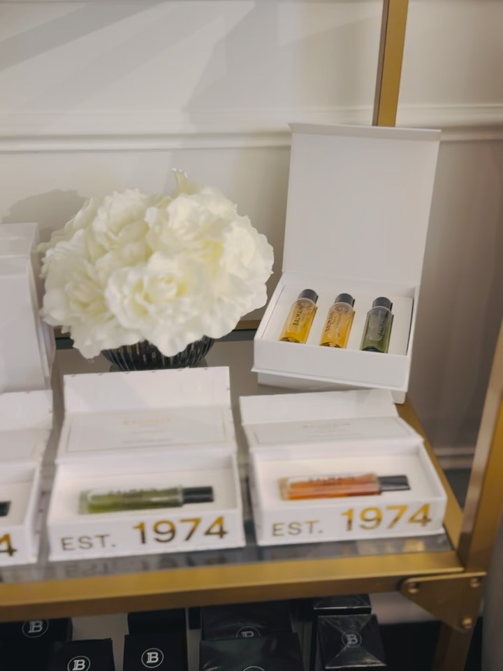 Swipe through and enjoy the energy we get to be part of every single day—the laughter, the transformations, the quiet moments in the chair, and the creativity that fills our space from morning to night. It’s the rhythm of what we do, and truly, what we love and live for.
With love,
🤍