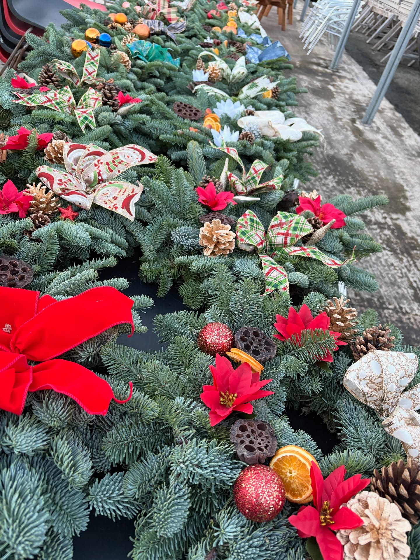 Our beautiful hand decorated wreaths are in full swing now! Ideal to adorn a front door or to place in a cemetery to remember loved ones.
To order call 07939516279.
Holly wreaths £25 (available next week)
Fir wreaths £35 (available now)
#thecooshed #christmas #wreaths #holly #christmasiscoming #christmasdecoration